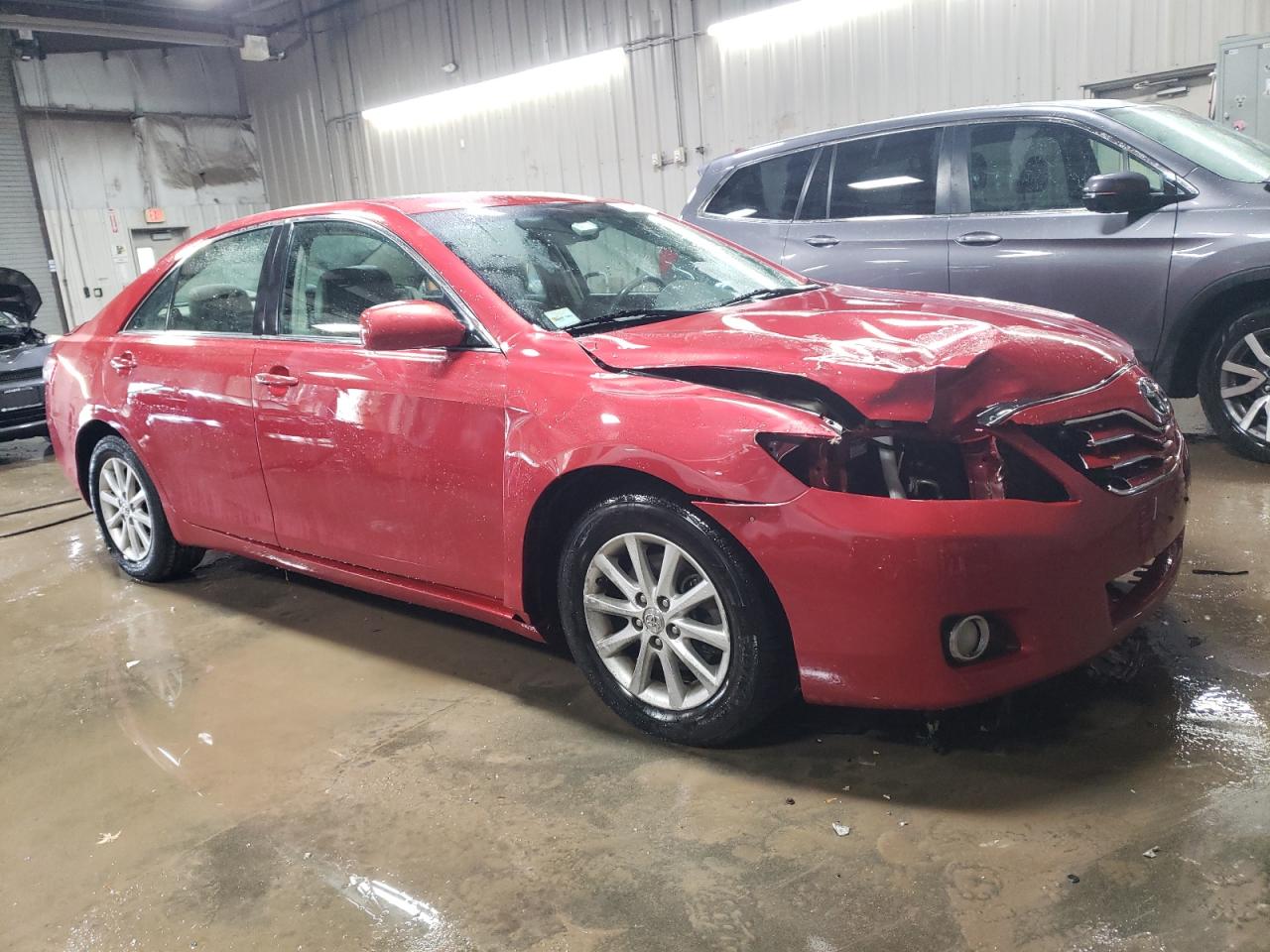 2011 Toyota Camry - Image 4