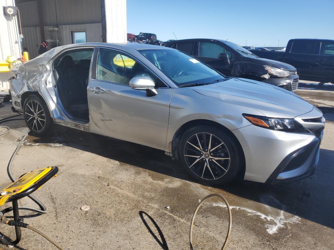 2022 Toyota Camry - Image 4