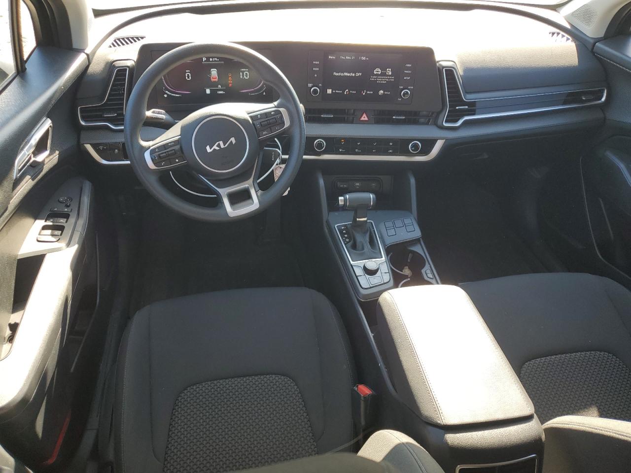 2023 Kia Sportage - Image 8