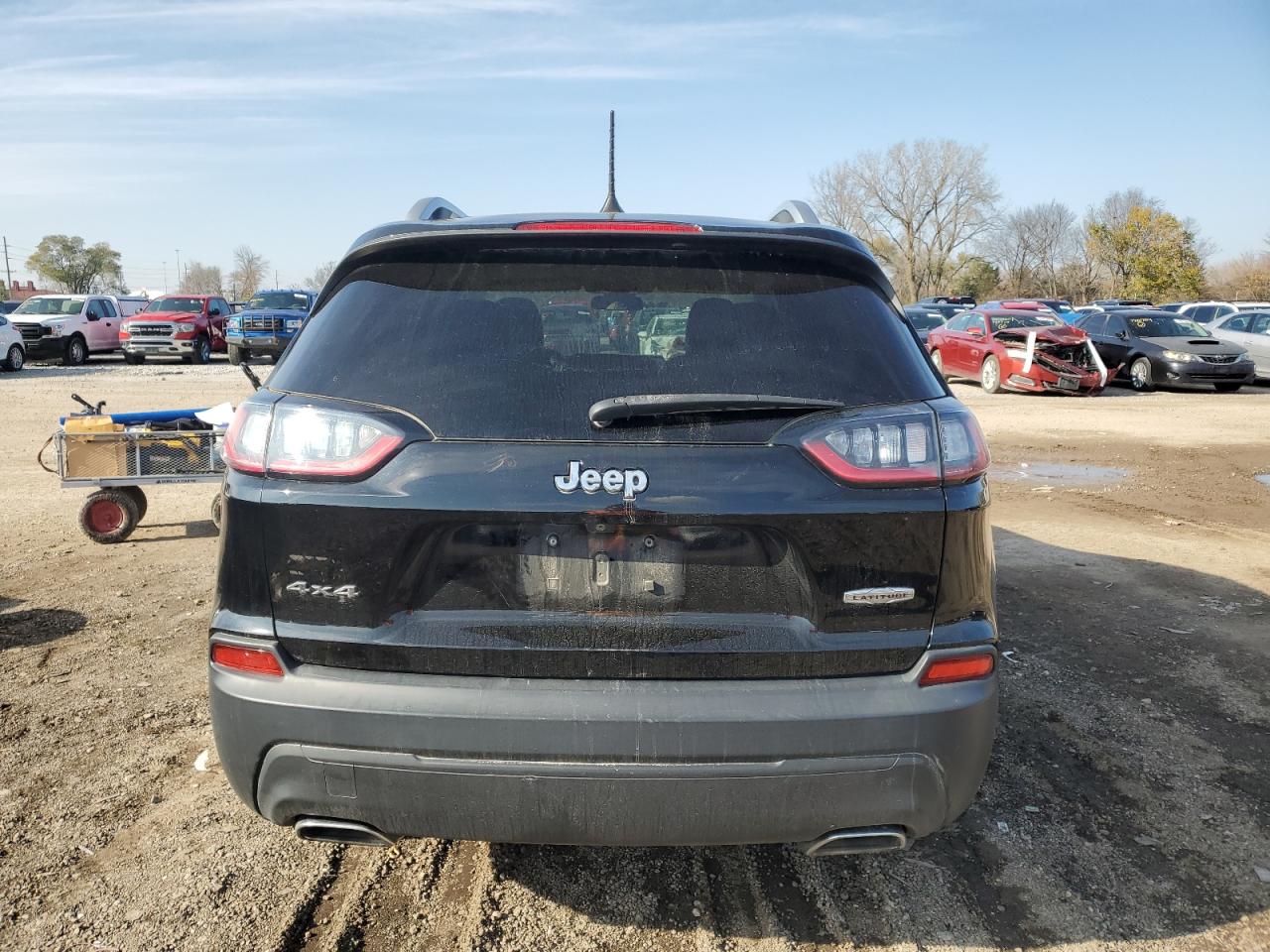 2019 Jeep Cherokee Latitude Plus VIN: 1C4PJMLXXKD135588 Lot: 79747644