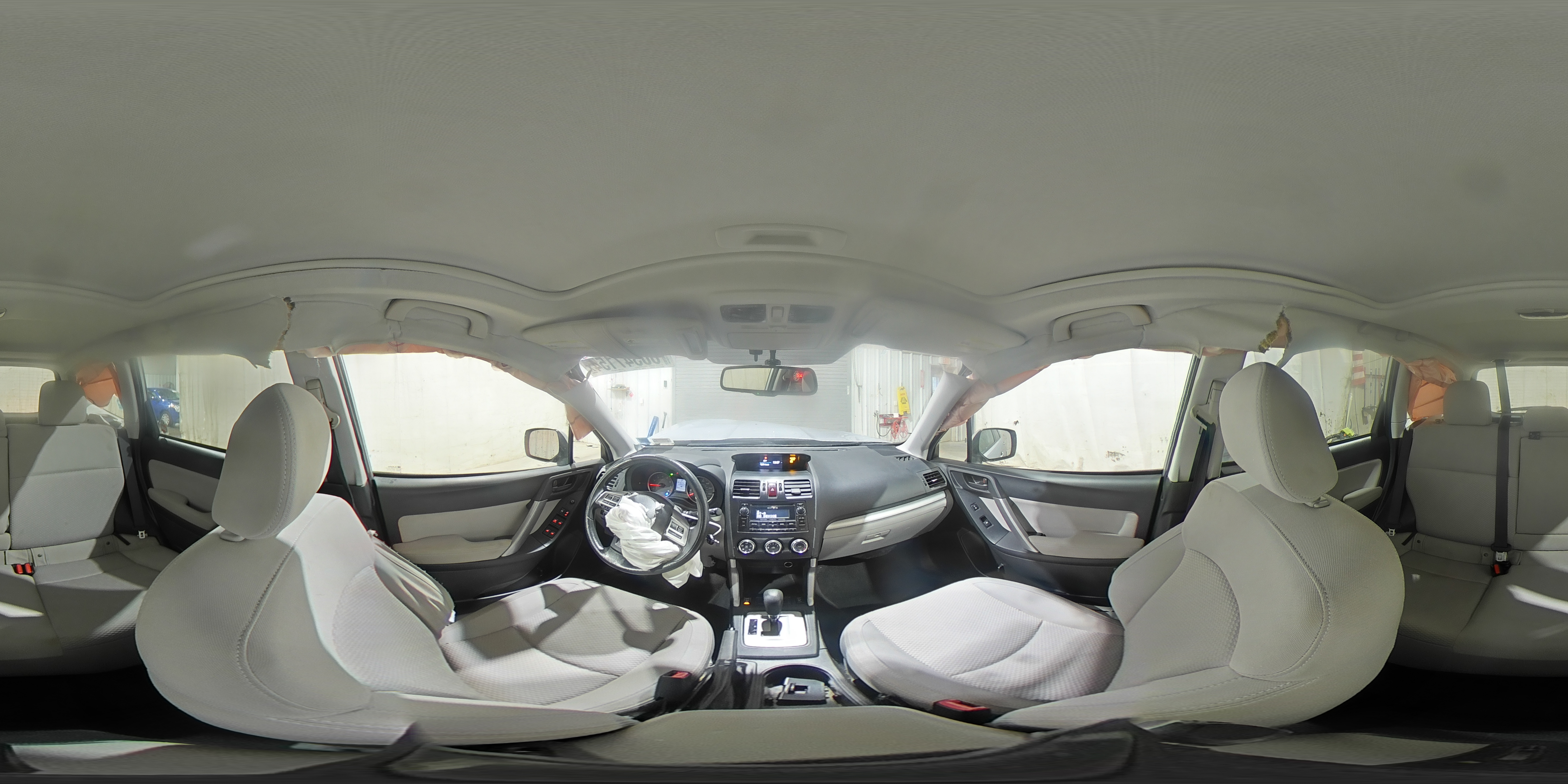 2015 Subaru Forester - Image 14
