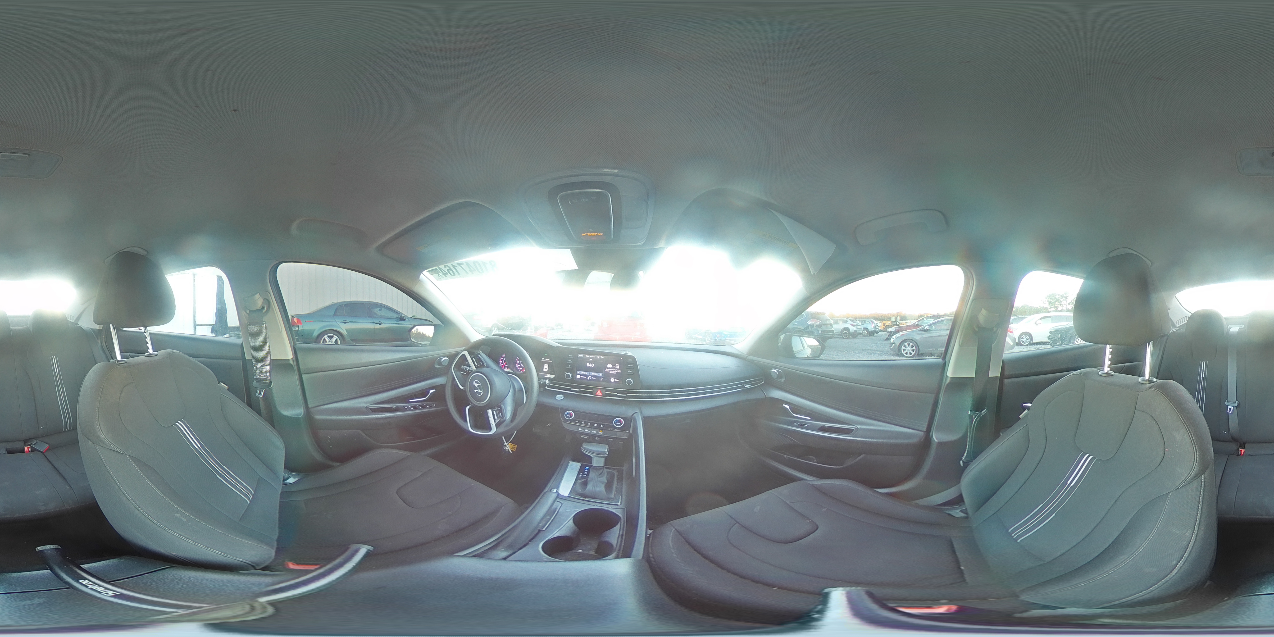 2023 Hyundai Elantra - Image 14