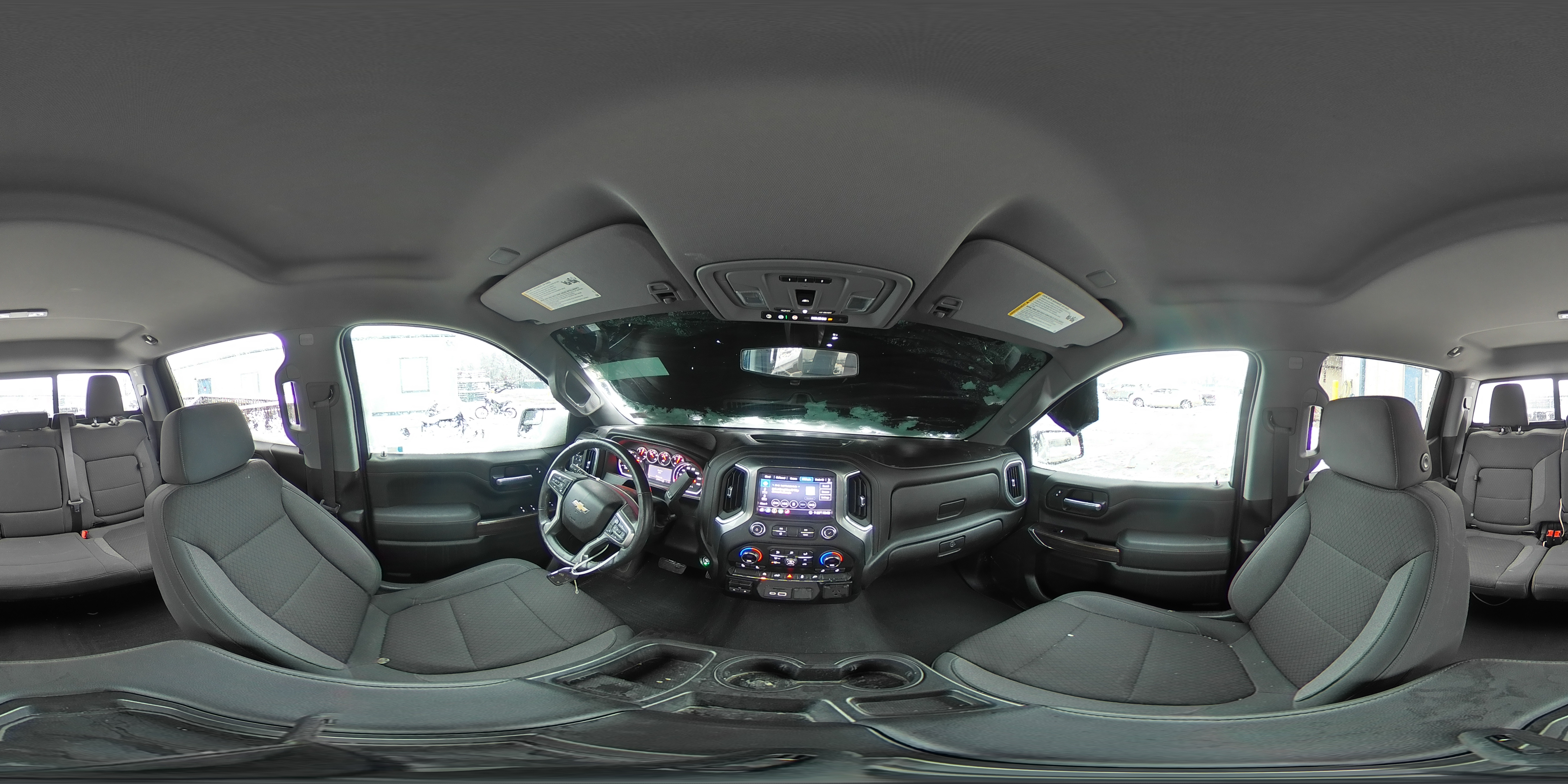 2020 Chevrolet Silverado - Image 13