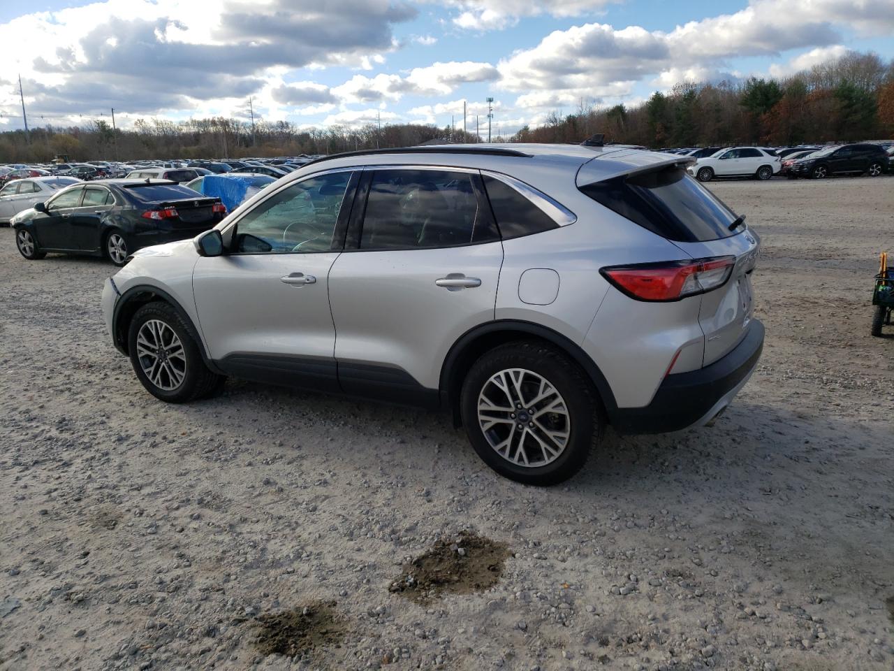 2020 Ford Escape - Image 2
