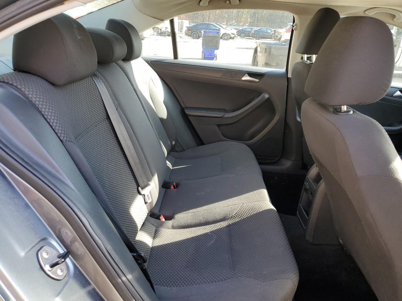 2014 Volkswagen Jetta Base VIN: 3VW1K7AJ3EM324723 Lot: 82596794