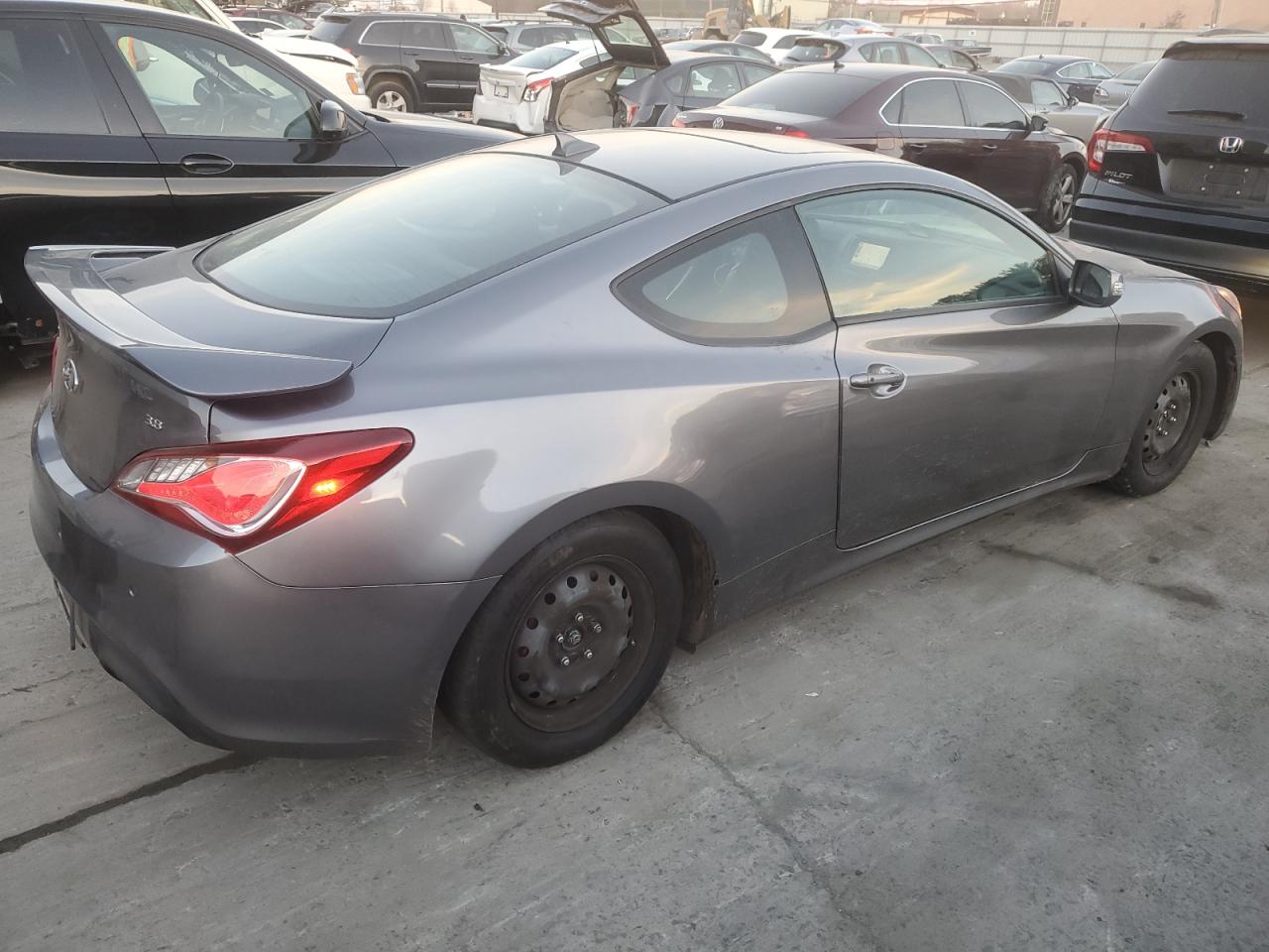 VIN KMHHU6KJ5FU129722 2015 HYUNDAI GENESIS no.3