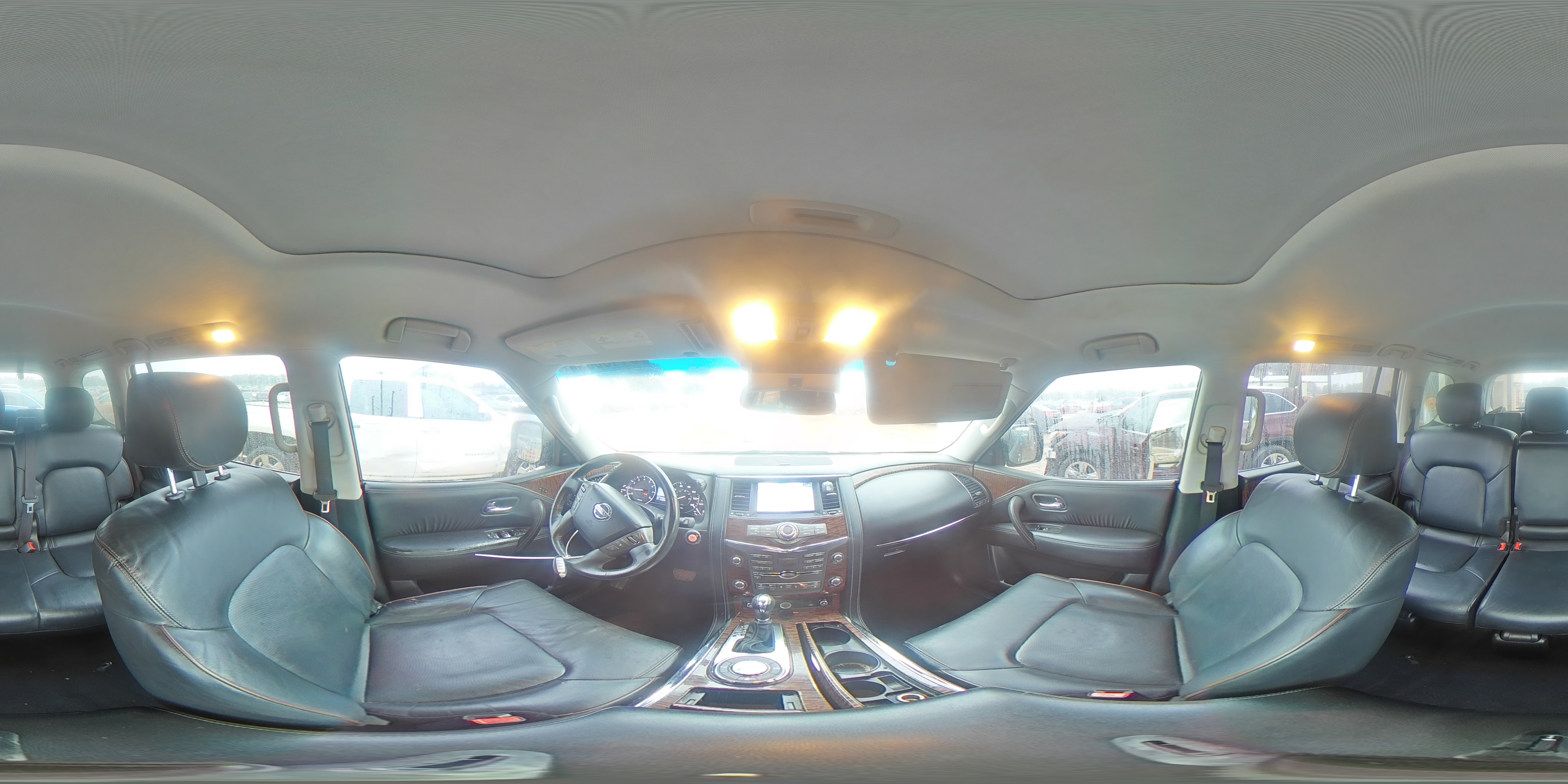 2017 Nissan Armada - Image 16