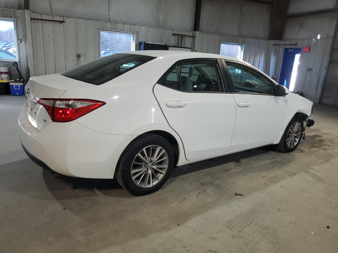 2014 Toyota Corolla - Image 3
