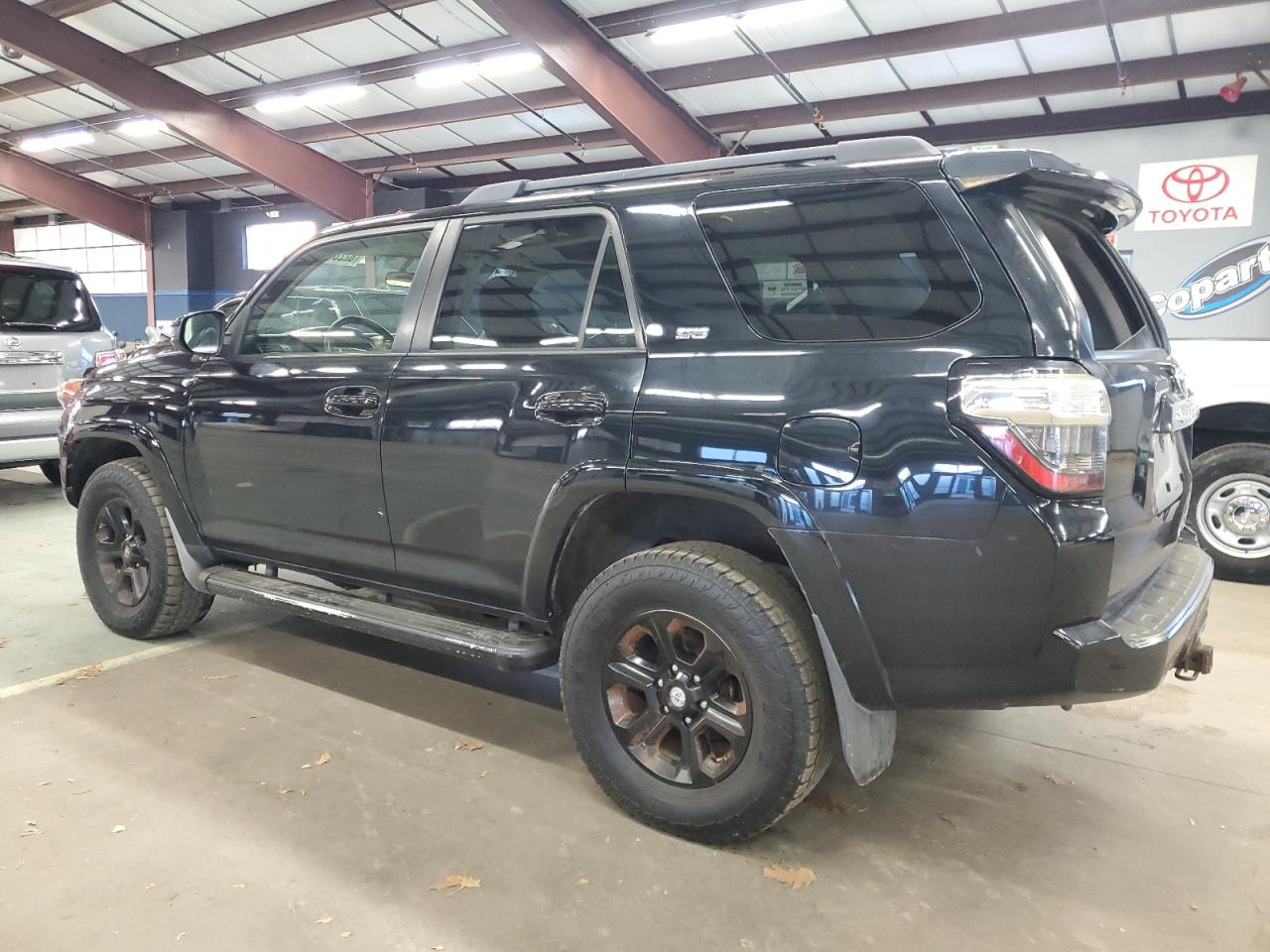 VIN JTEBU5JR0E5150980 2014 TOYOTA 4RUNNER no.2