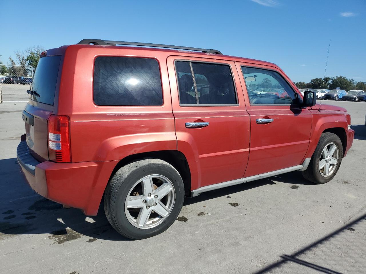 2010 Jeep Liberty (Patriot) - Image 3