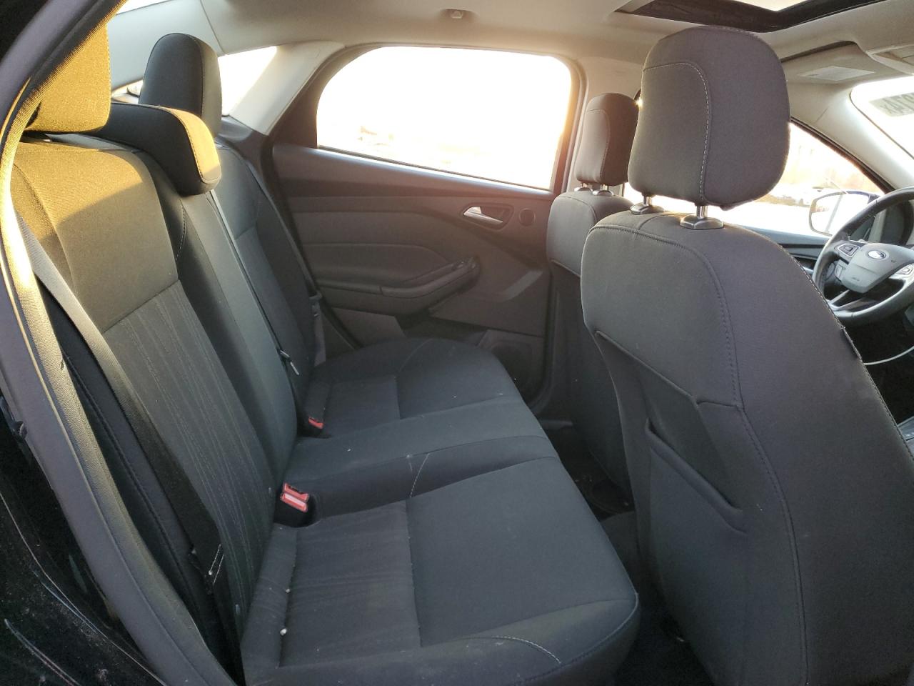 2018 Ford Focus Sel VIN: 1FADP3H26JL322149 Lot: 81851274