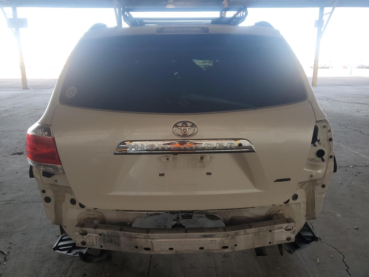 VIN 5TDZK3EH8DS098490 2013 TOYOTA HIGHLANDER no.6