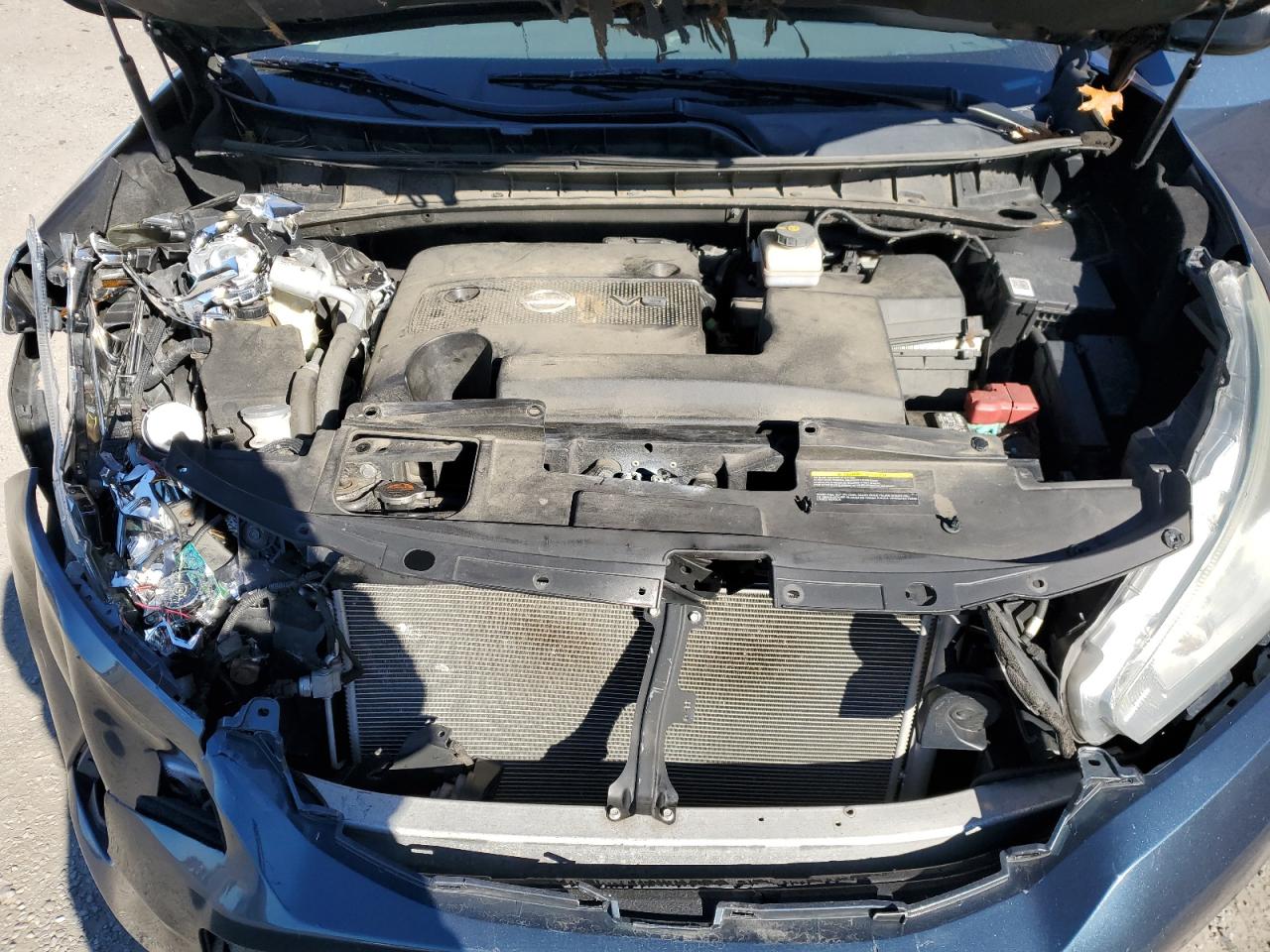 2015 Nissan Murano - Image 12