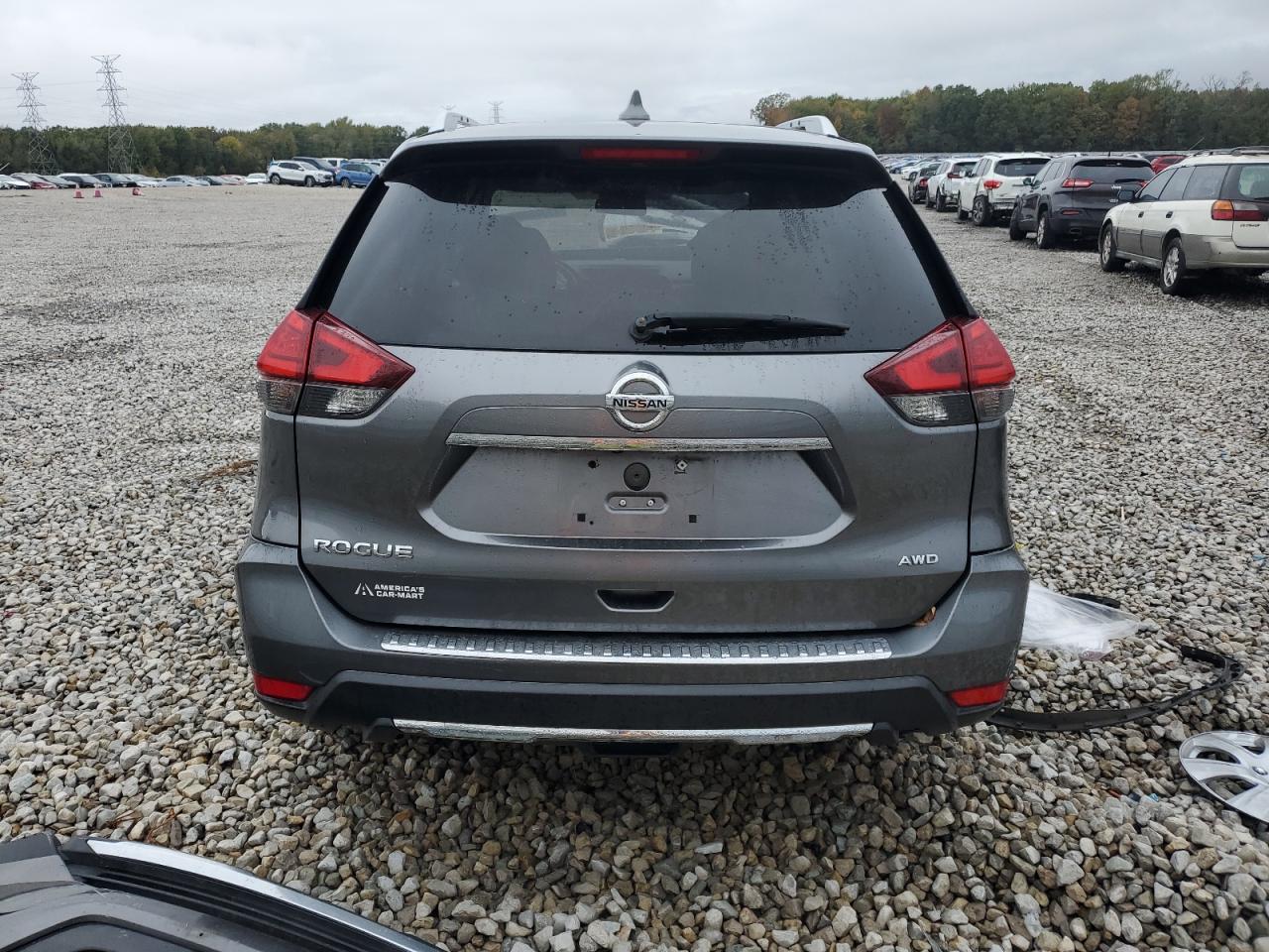 2017 Nissan Rogue - Image 6