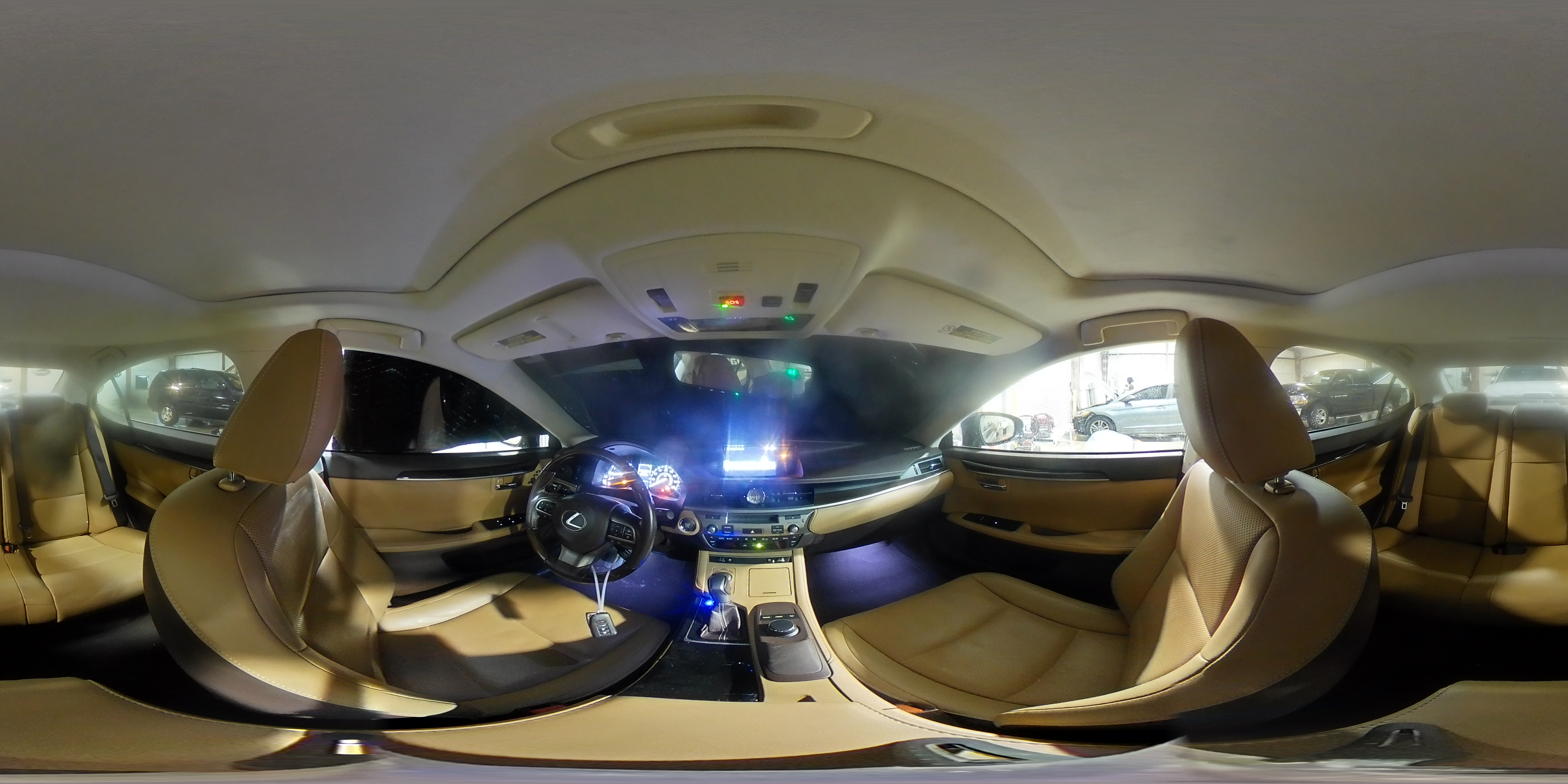 2017 Lexus ES - Image 15