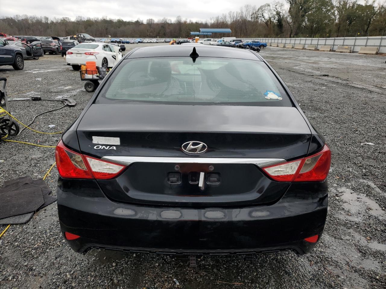 2011 Hyundai Sonata - Image 6