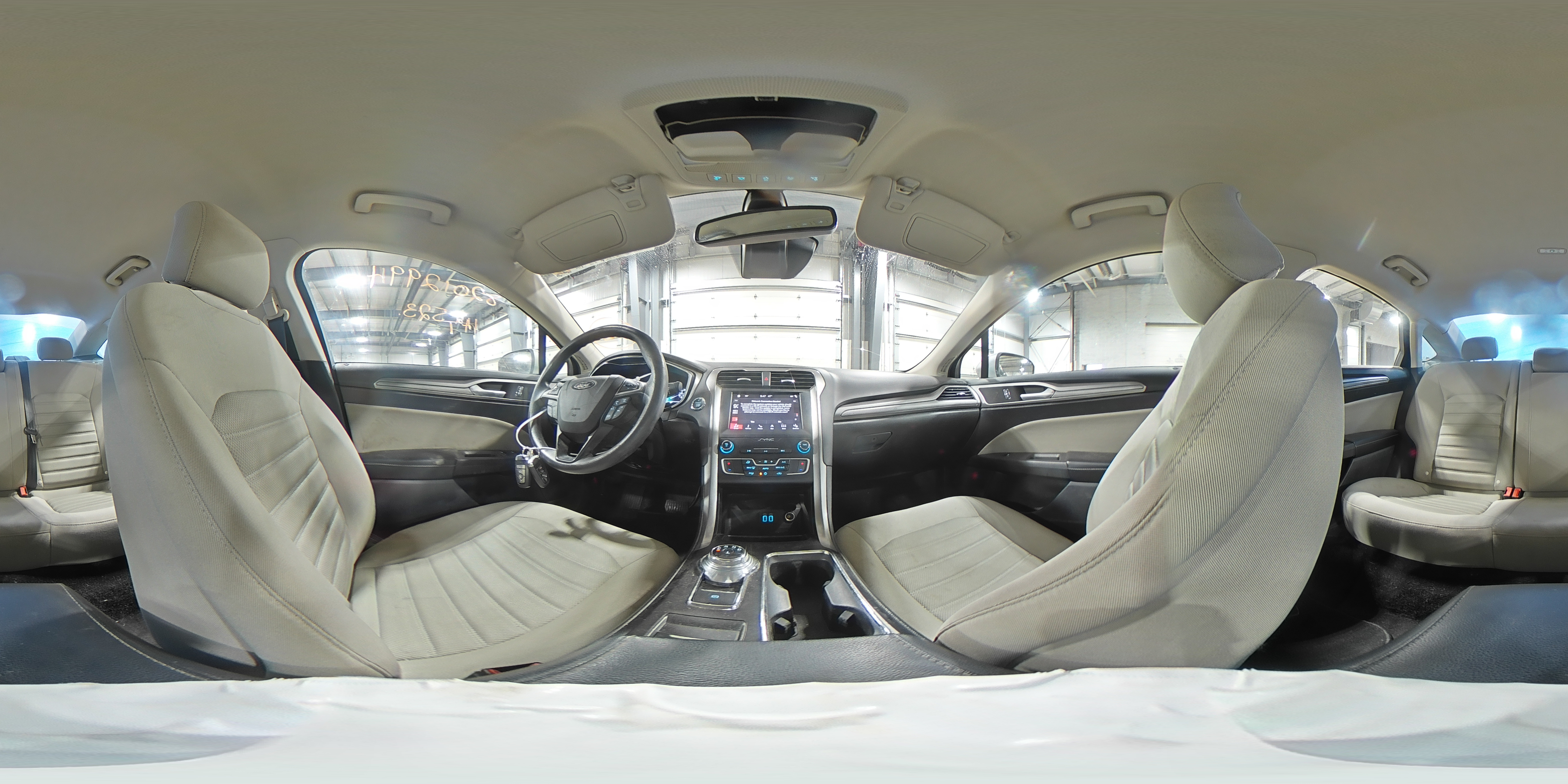 2019 Ford Fusion - Image 12