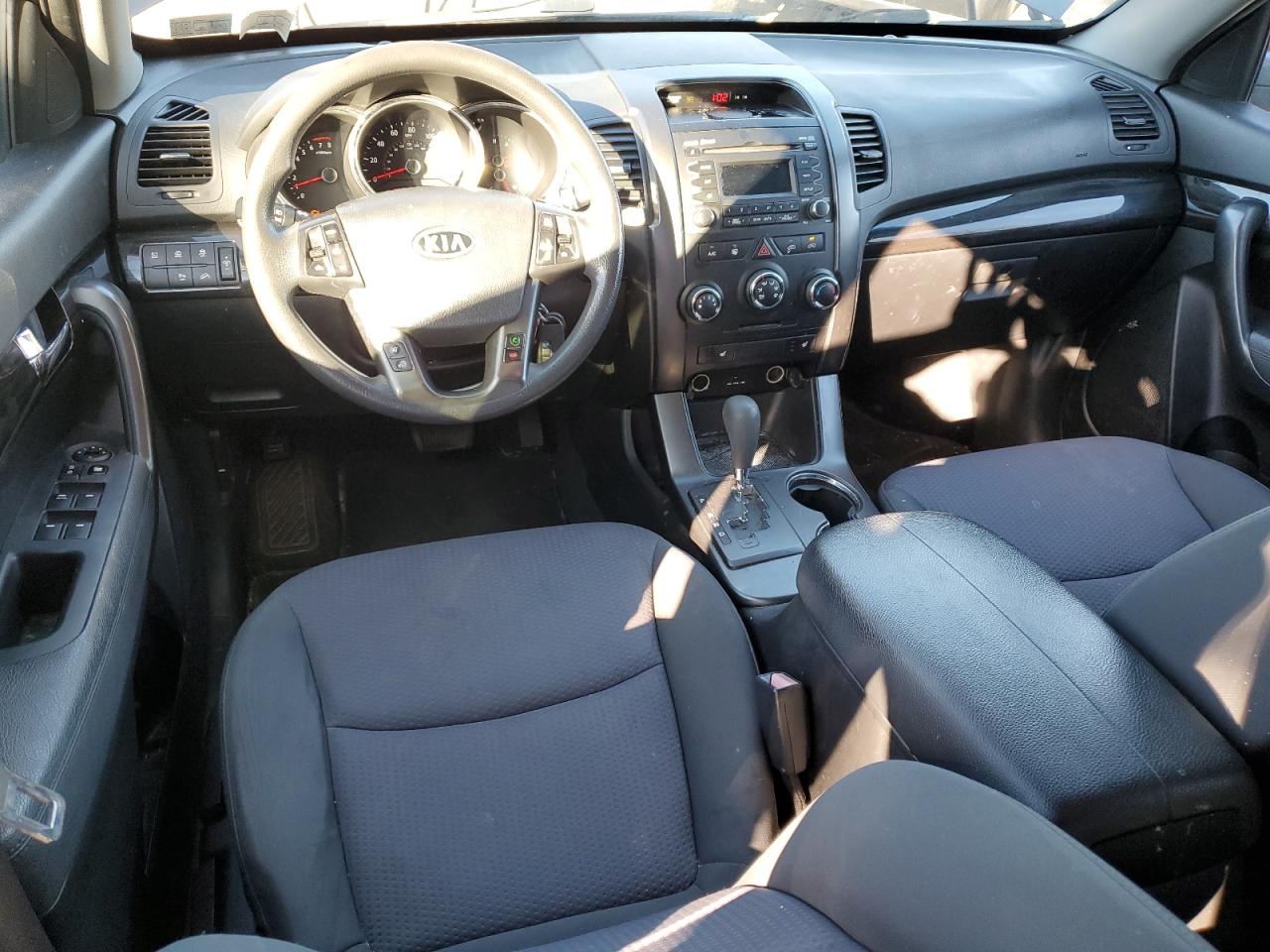 2012 Kia Sorento - Image 8