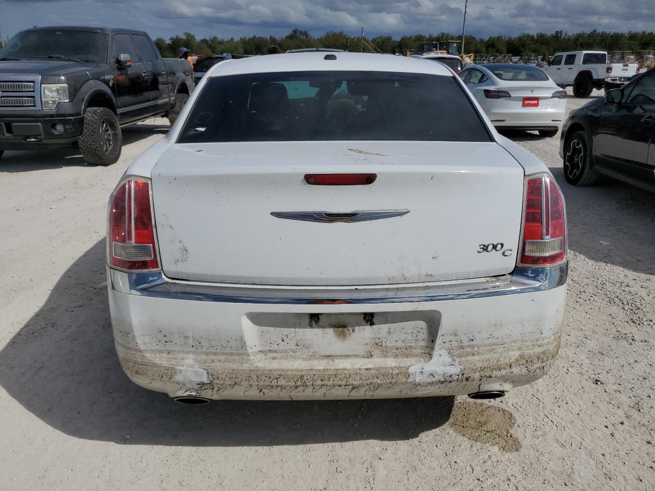 2014 Chrysler 300C VIN: 2C3CCAET1EH169593 Lot: 76342044