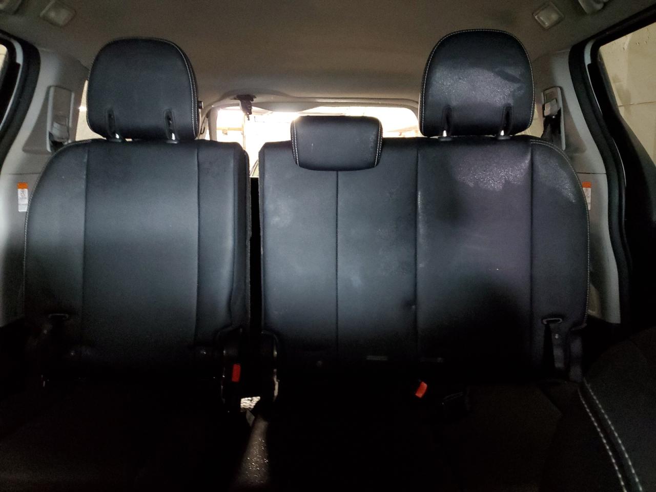 2019 Toyota Sienna - Image 10