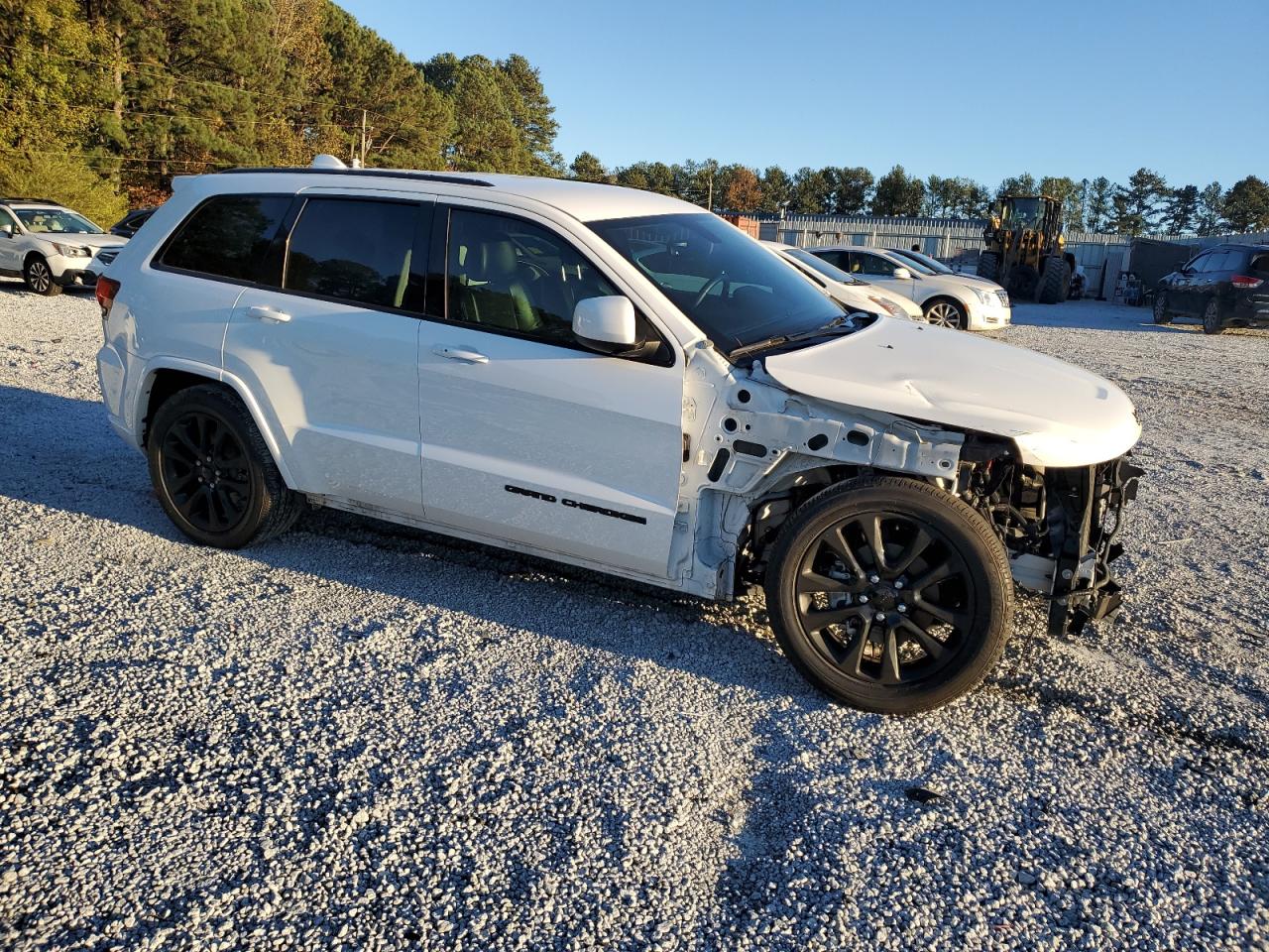 2018 Jeep Grand Cherokee - Image 4