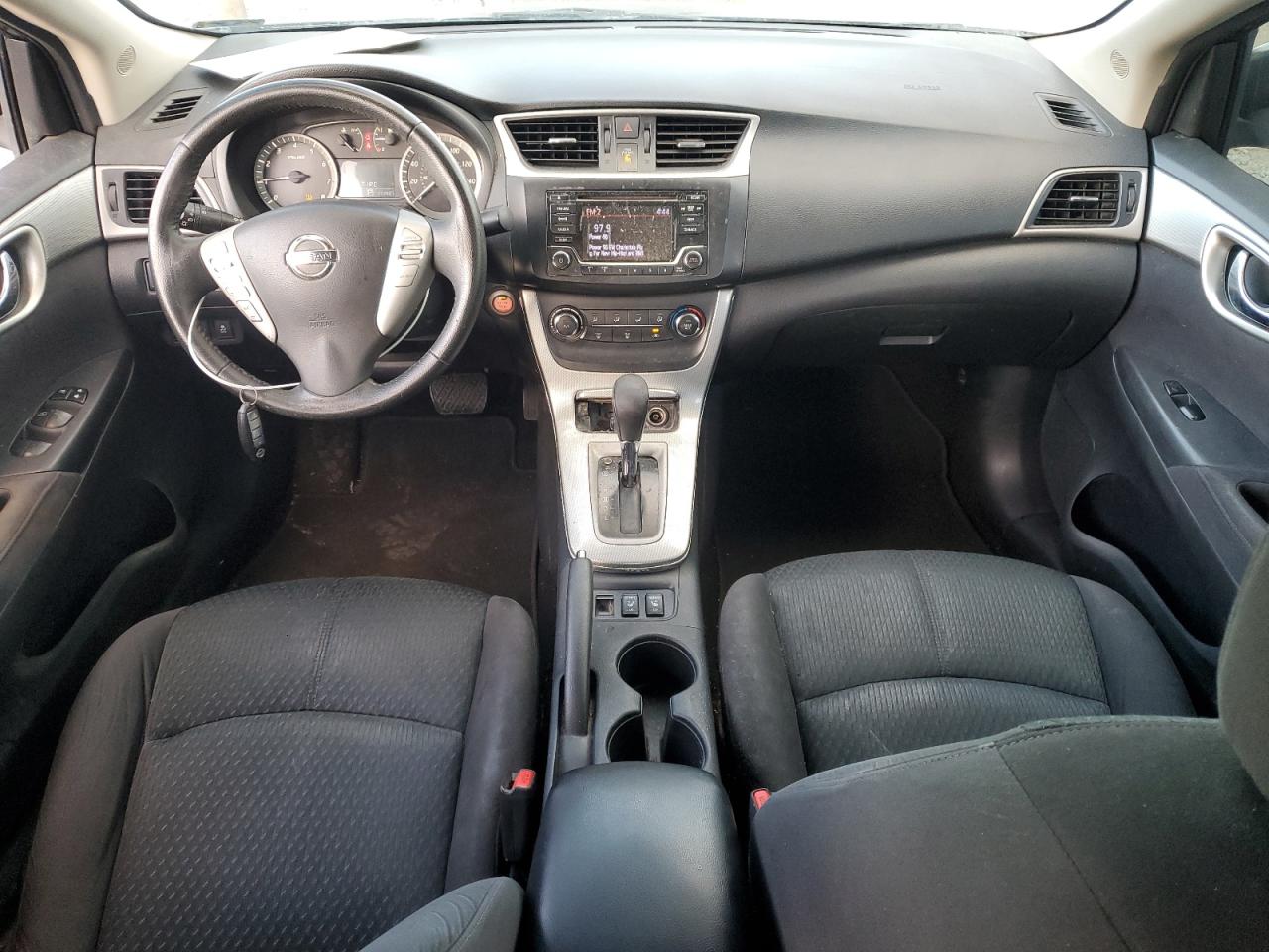 2015 Nissan Sentra - Image 8