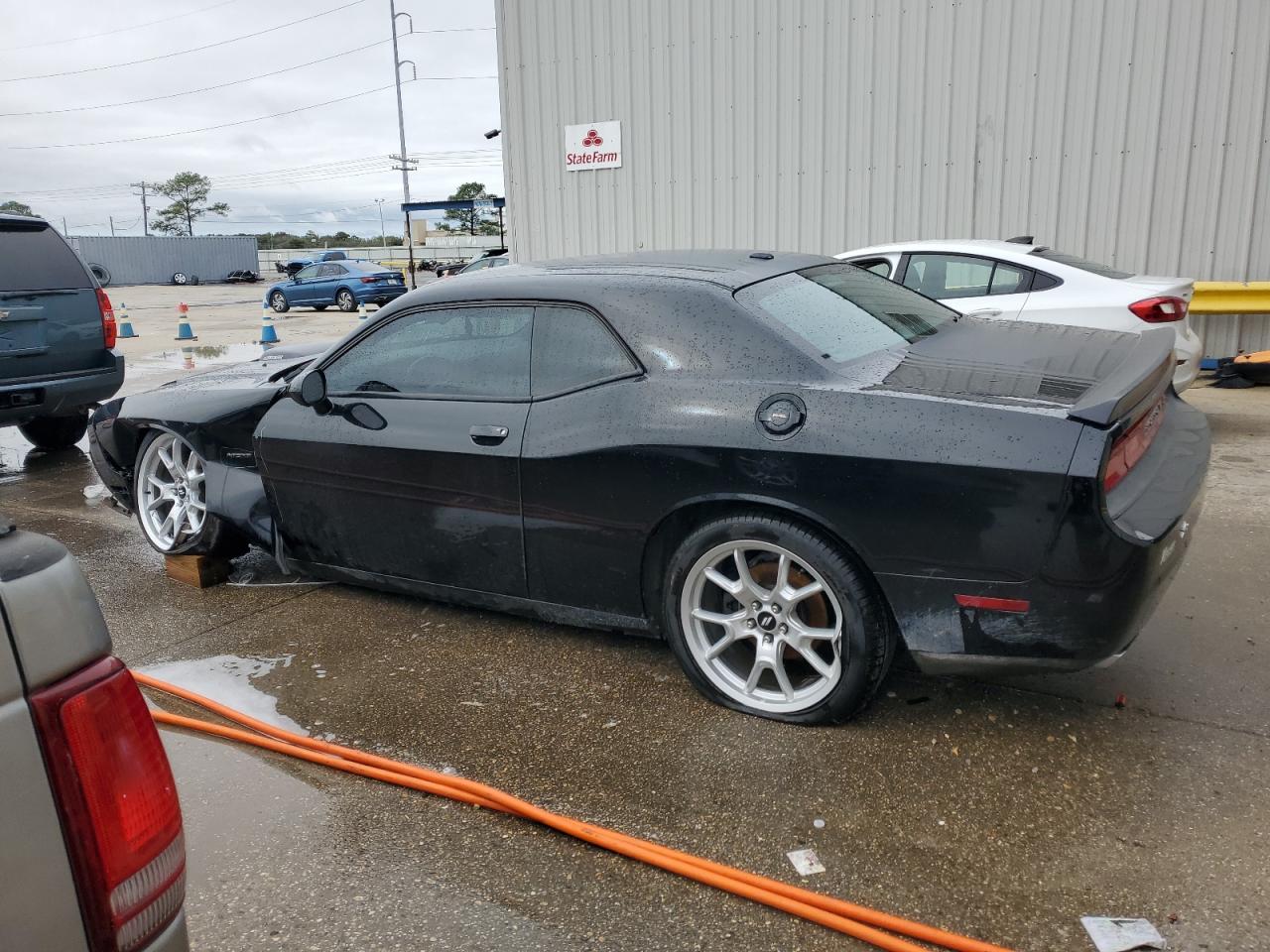 2014 Dodge Challenger - Image 2