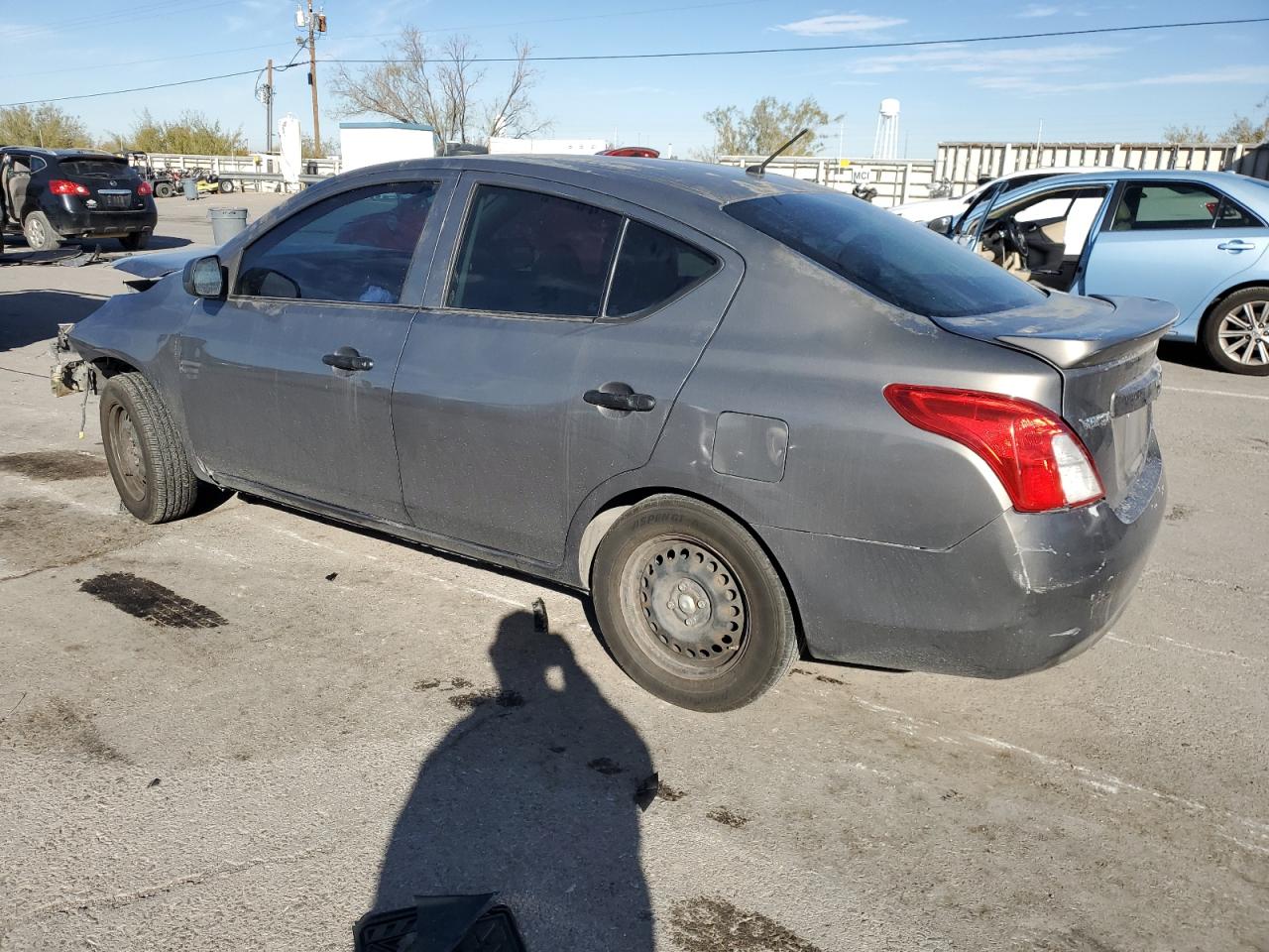 2014 Nissan Versa - Image 2