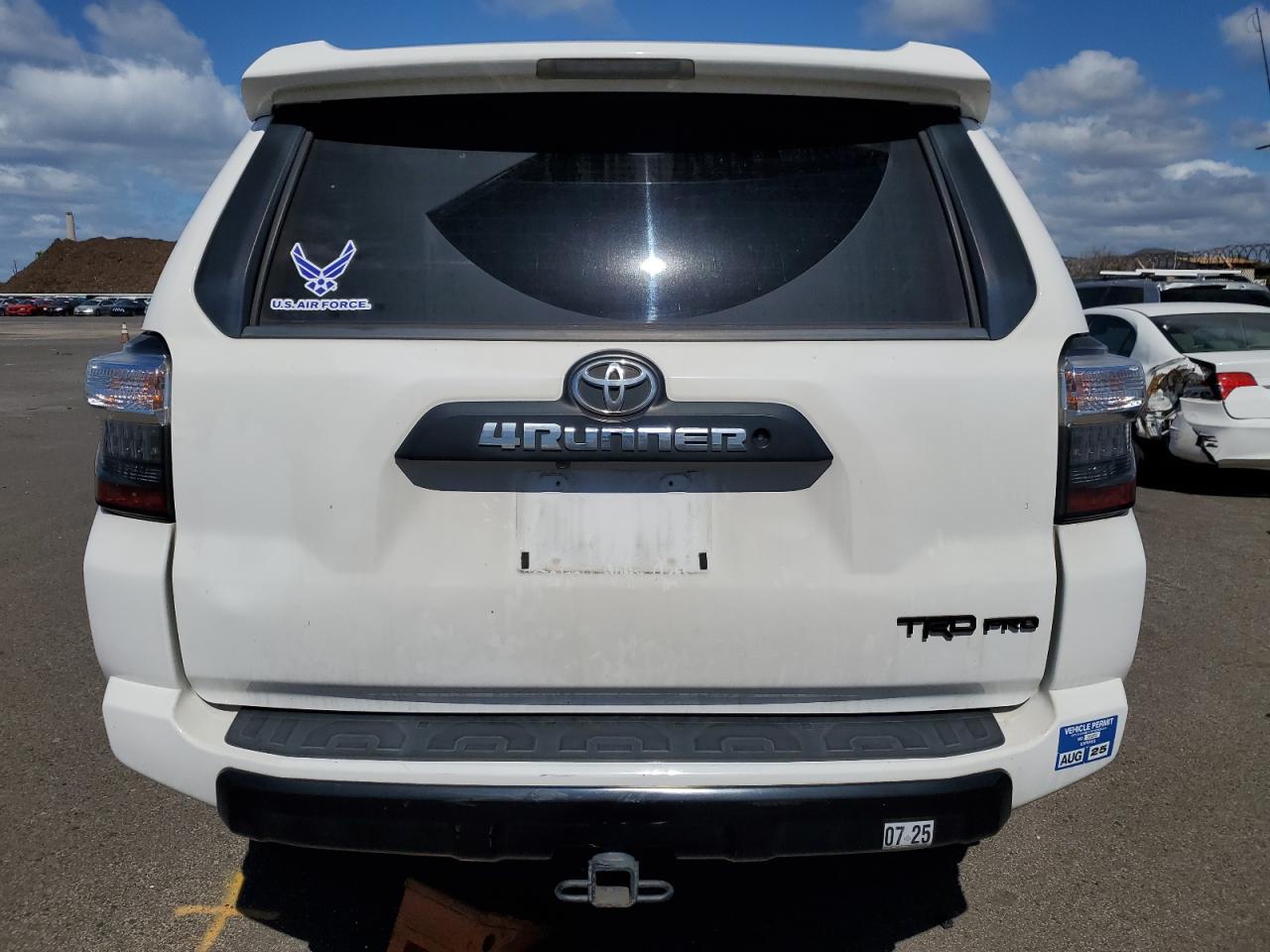 VIN JTEBU5JR0J5592037 2018 TOYOTA 4RUNNER no.6