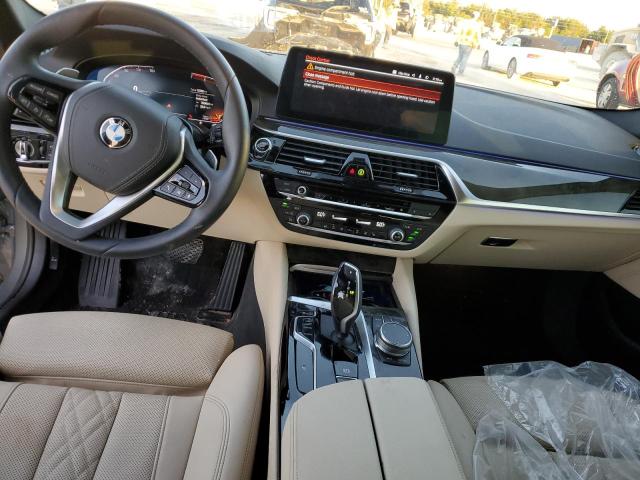  BMW 5 SERIES 2023 Серый