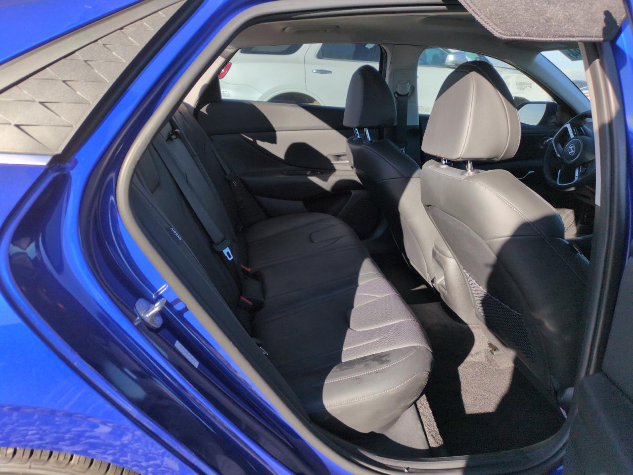 2024 Hyundai Elantra - Image 10