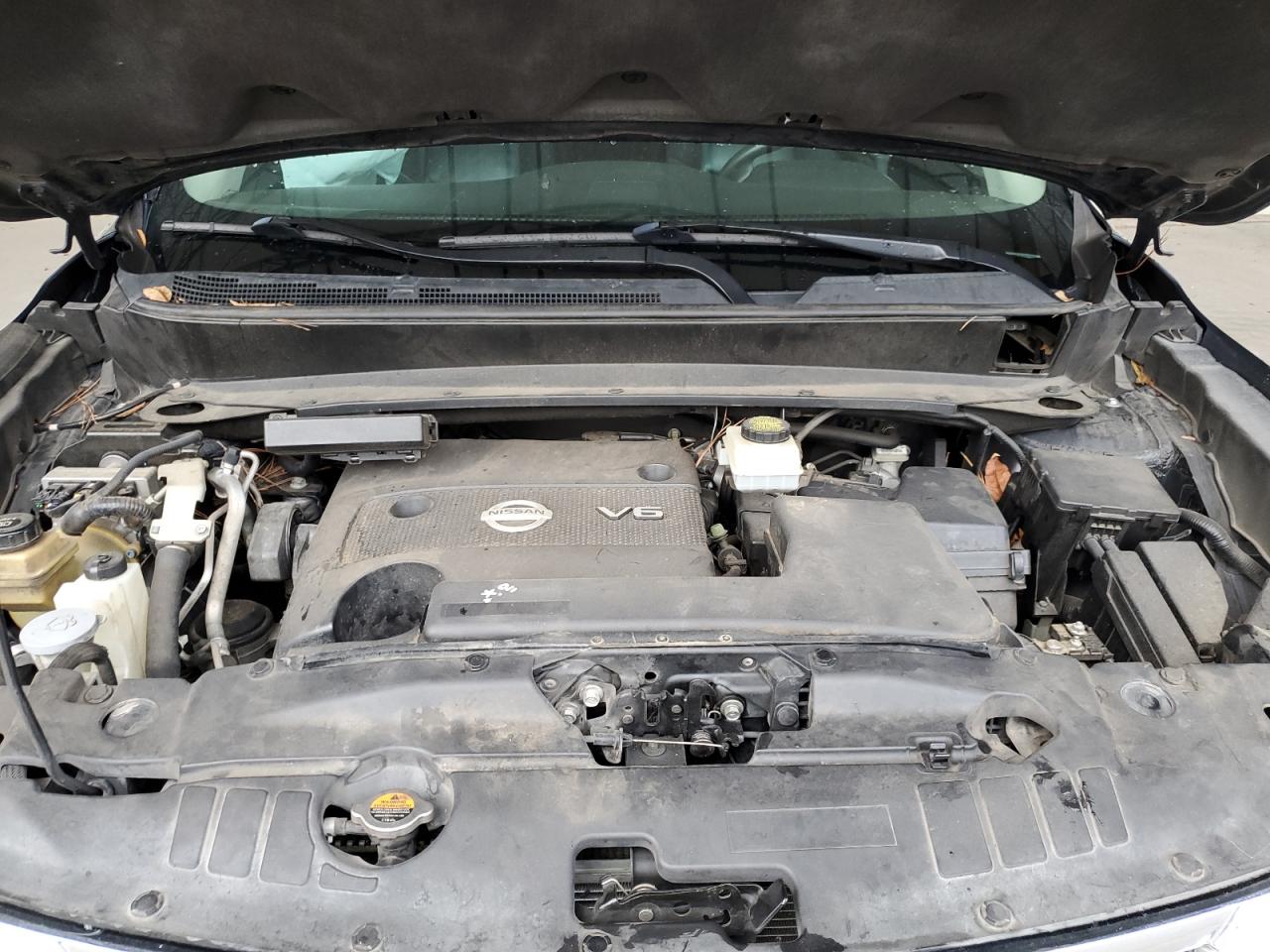 2013 Nissan Pathfinder - Image 12