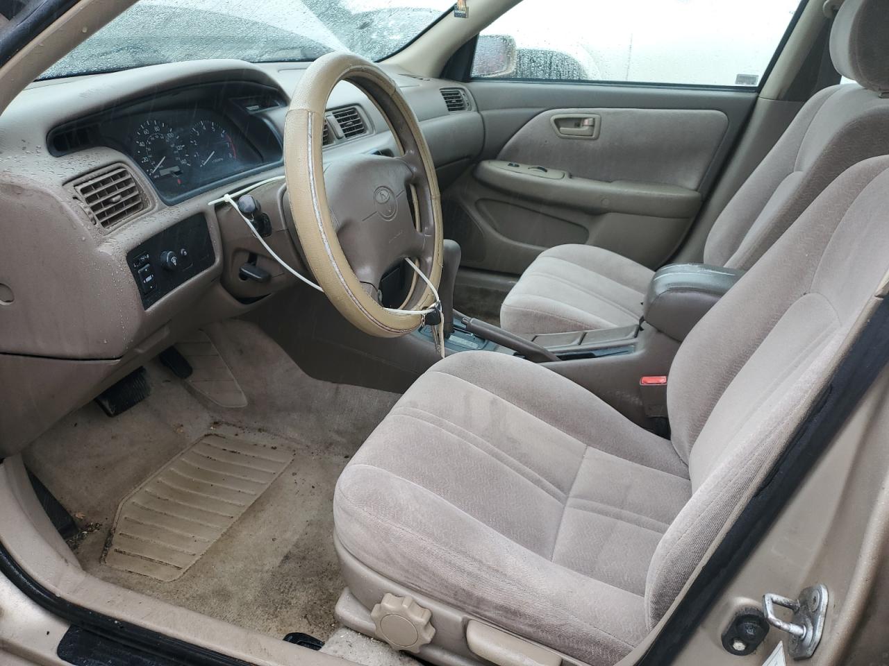 1999 Toyota Camry Ce VIN: 4T1BG22K9XU422457 Lot: 61903105