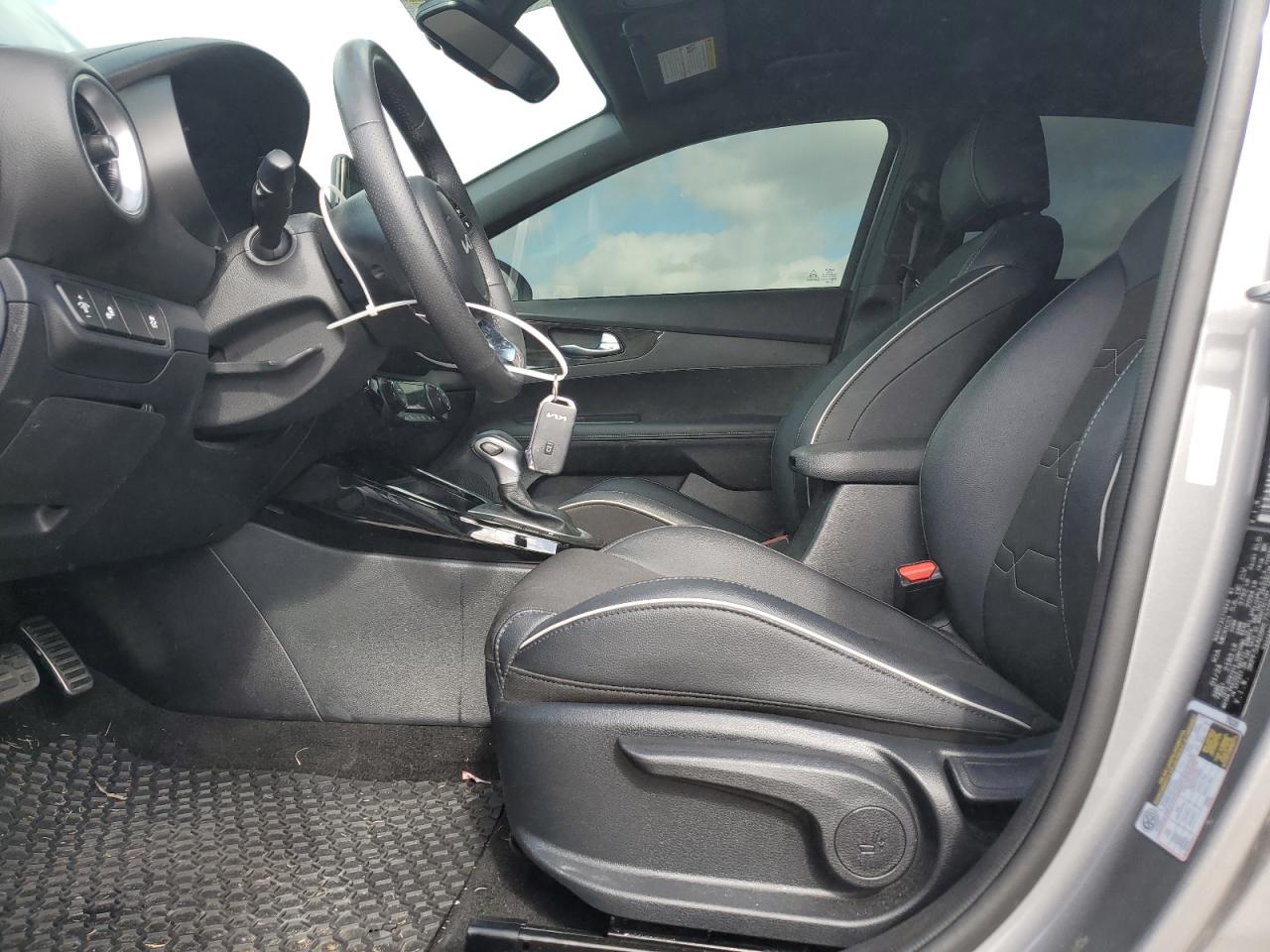 2024 Kia Forte - Image 7