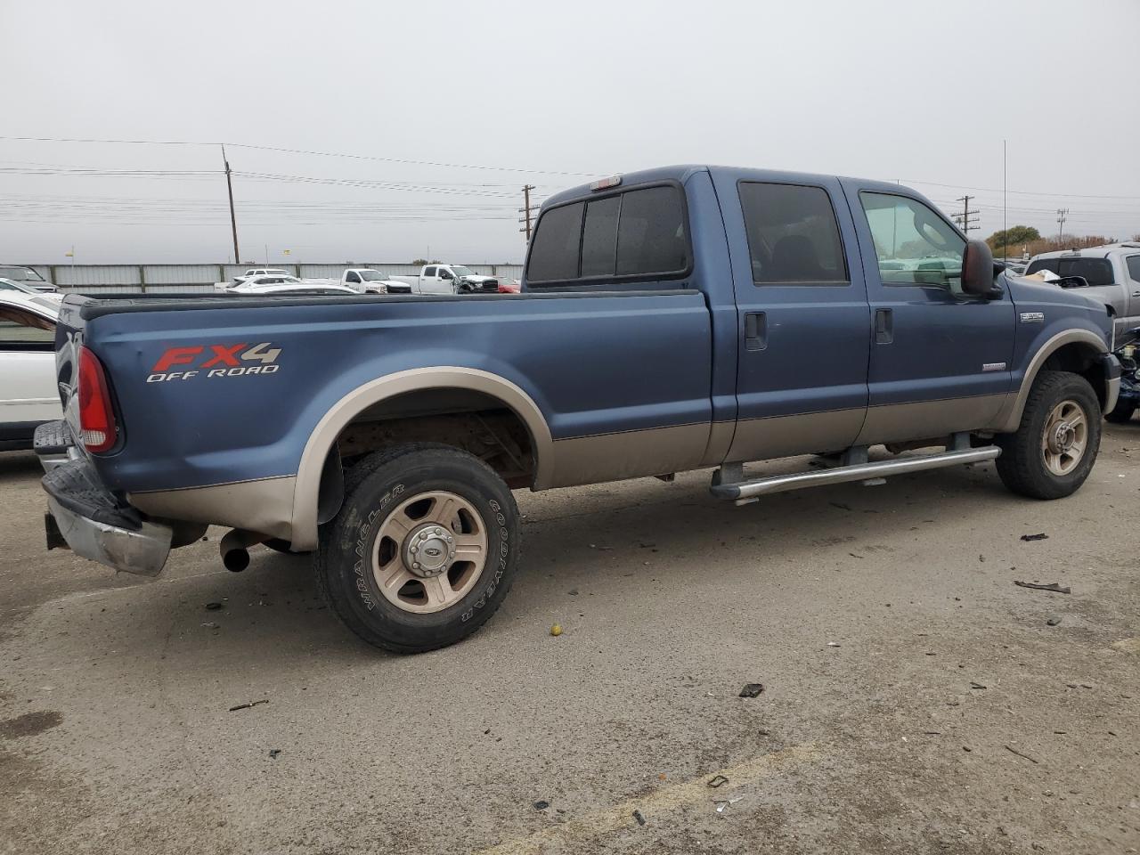2006 Ford F350 - Image 3