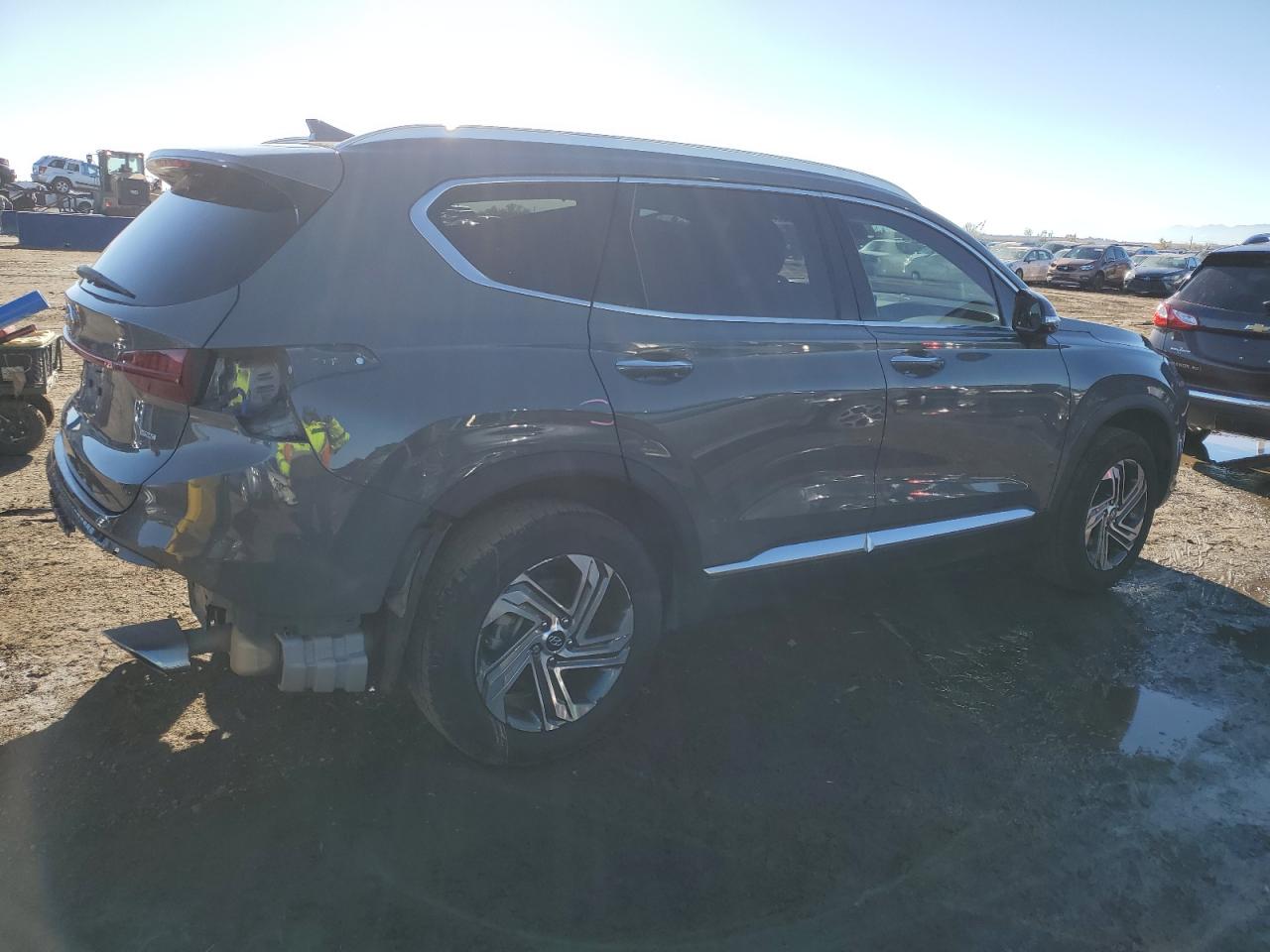 2022 Hyundai Santa Fe - Image 3
