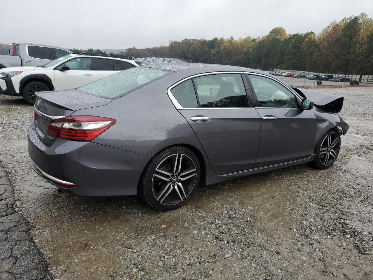 2017 Honda Accord - Image 3