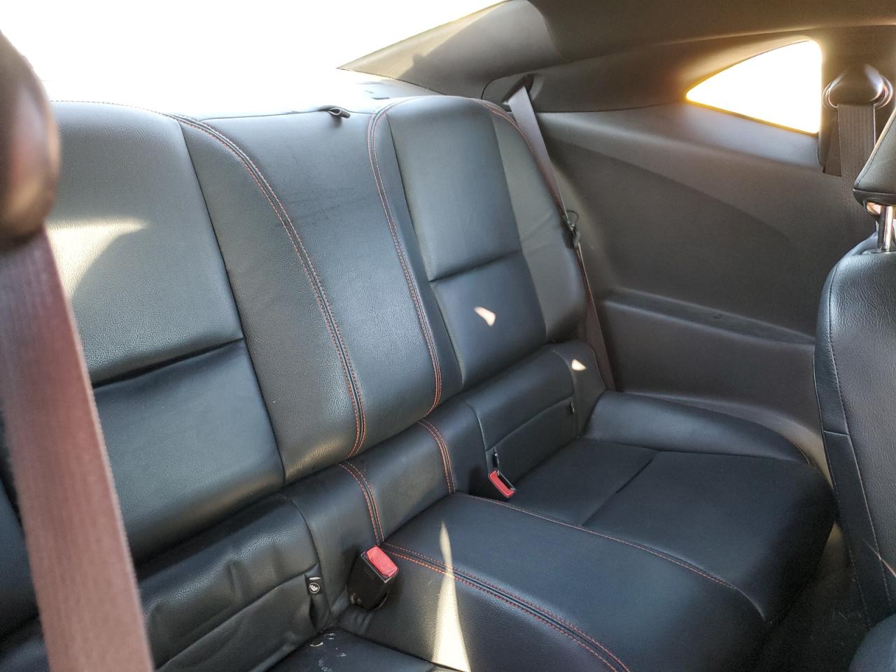 2011 Chevrolet Camaro - Image 10