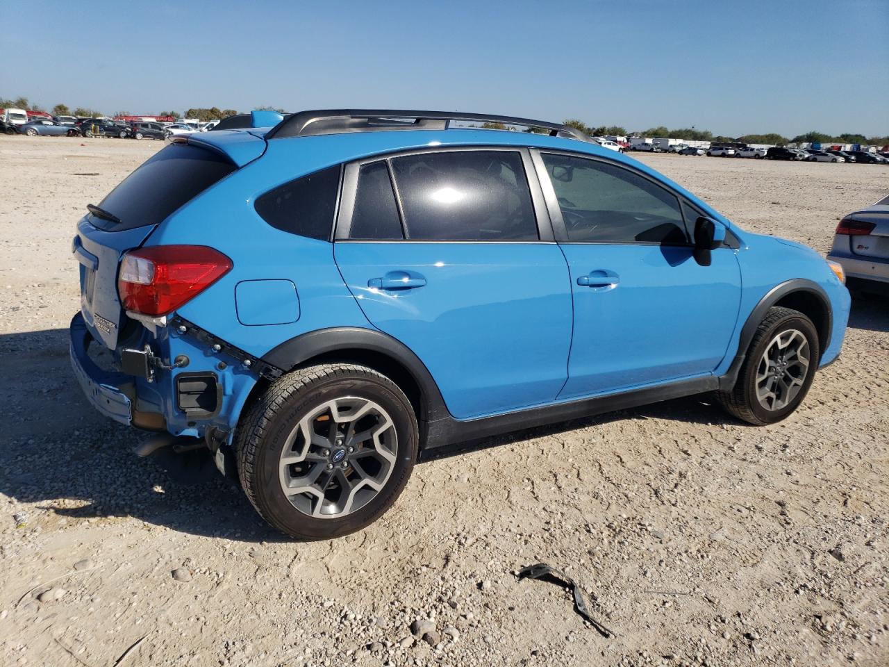 VIN JF2GPADCXG8265106 2016 SUBARU CROSSTREK no.3