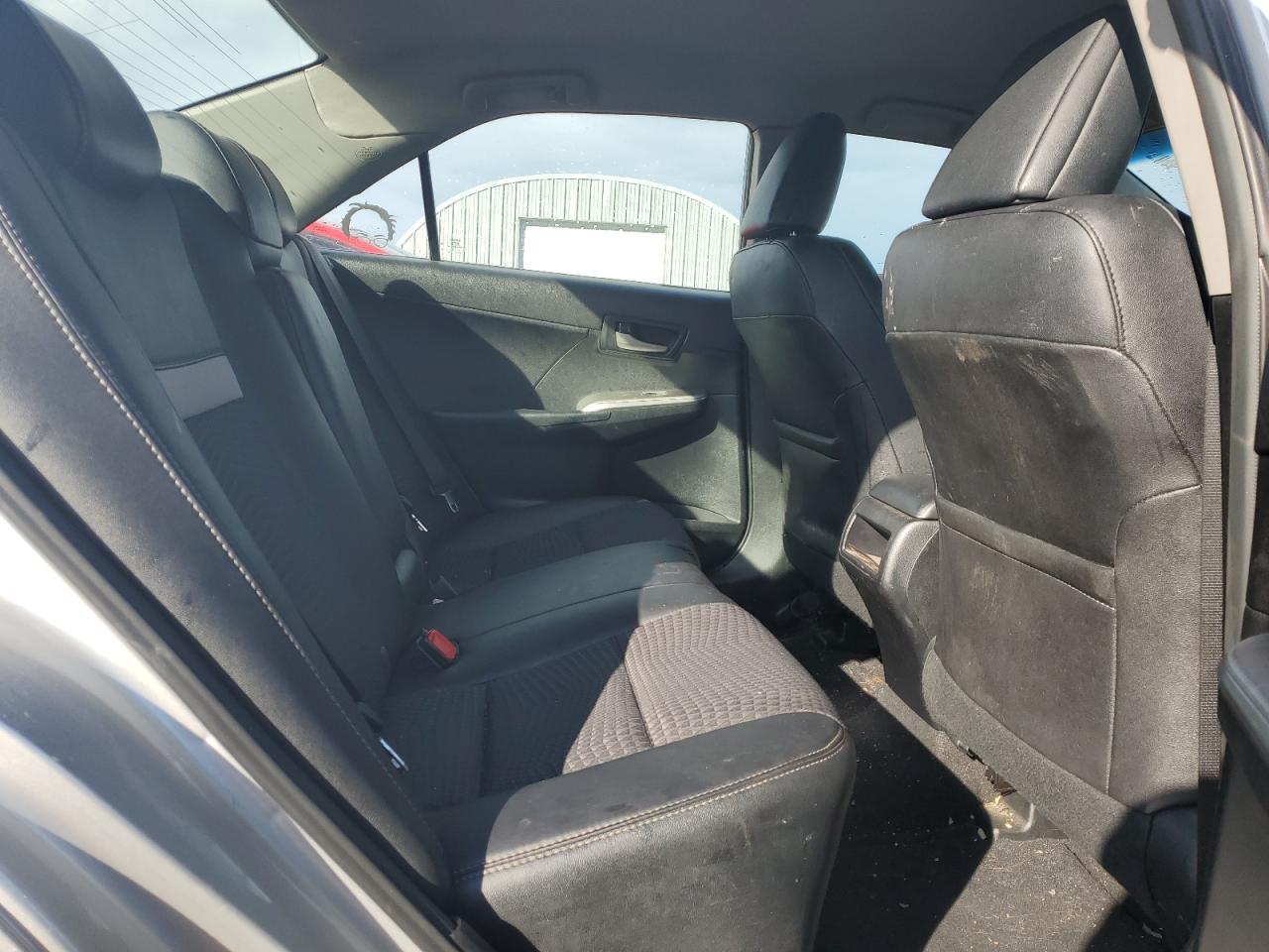 2013 Toyota Camry - Image 10