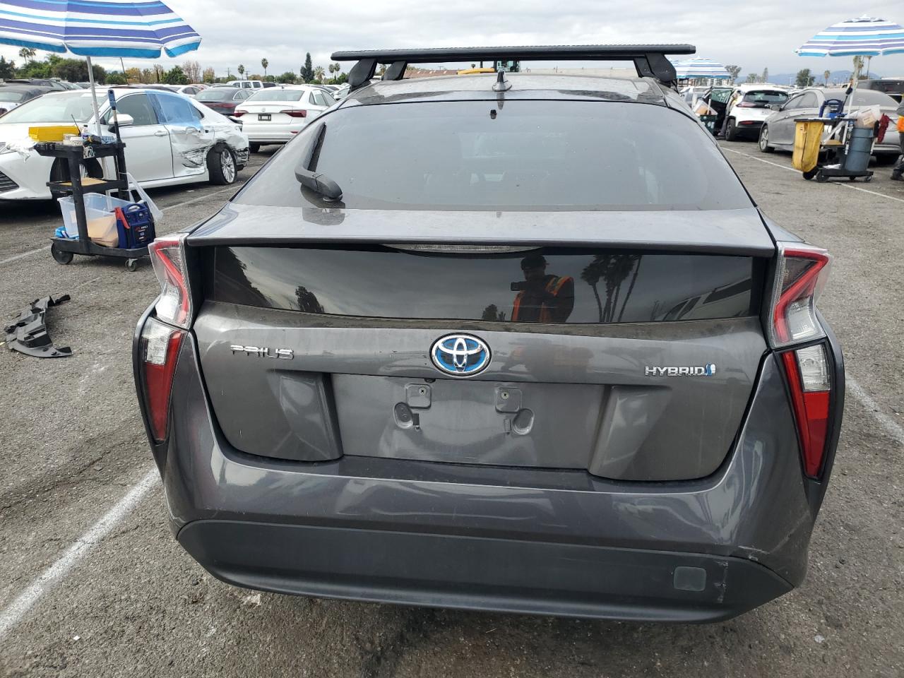 VIN JTDKBRFU5H3033166 2017 TOYOTA PRIUS no.6