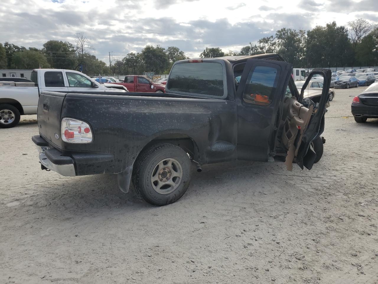 1997 Ford F-150 - Image 3