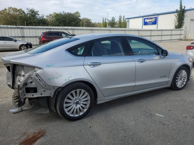  FORD FUSION 2015 Серебристый