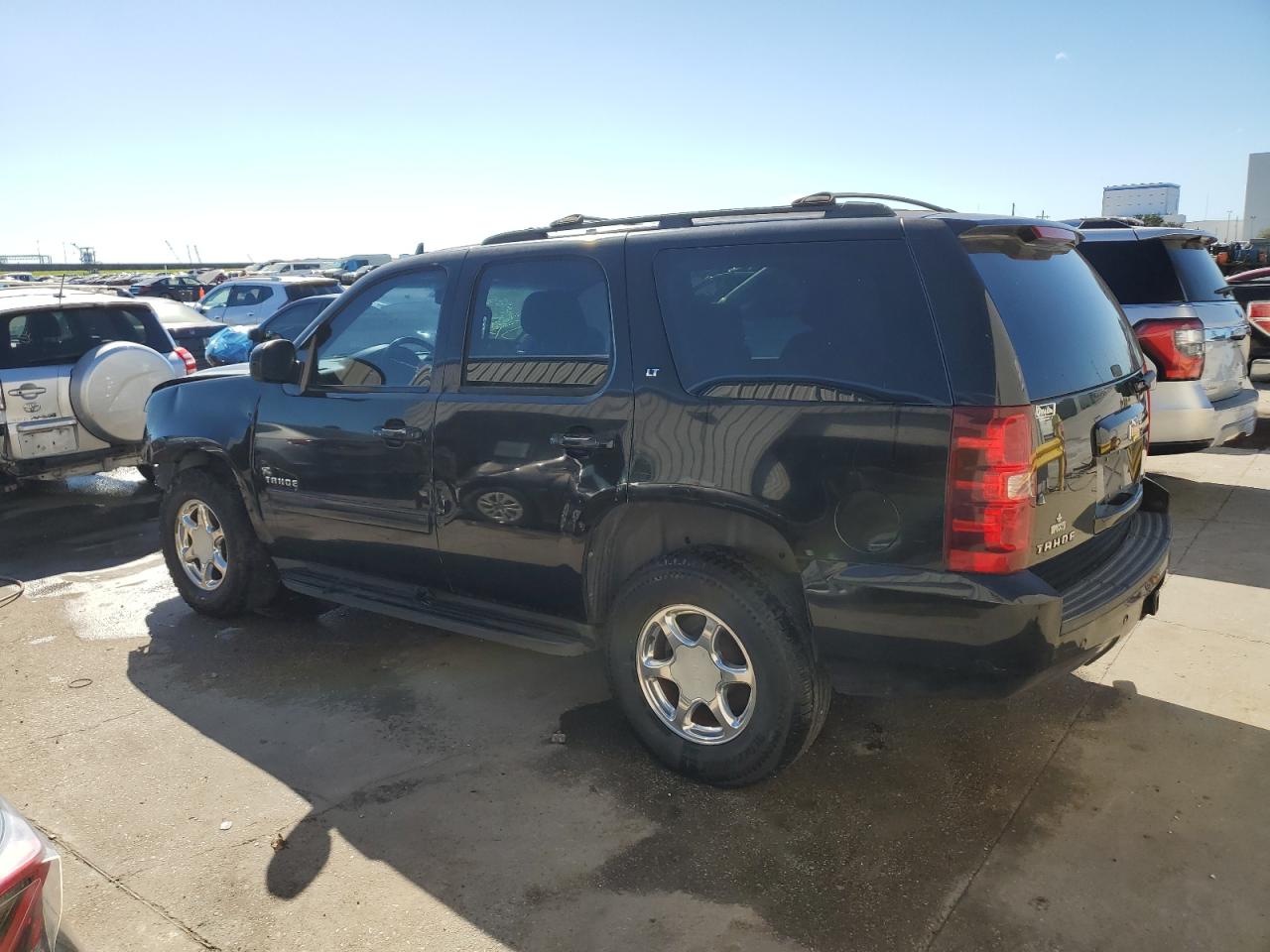 2010 Chevrolet Tahoe - Image 2