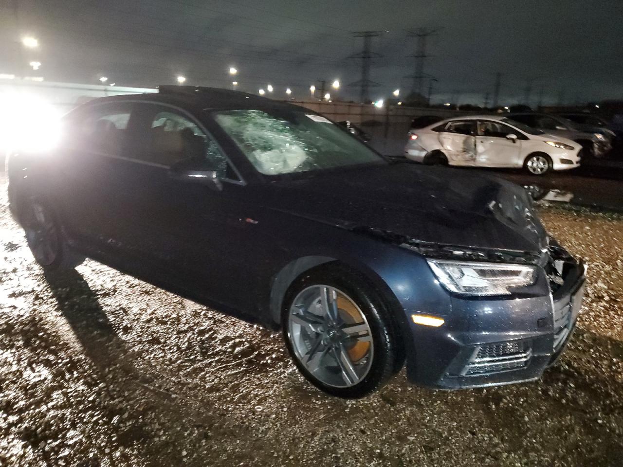 2017 Audi A4 - Image 4