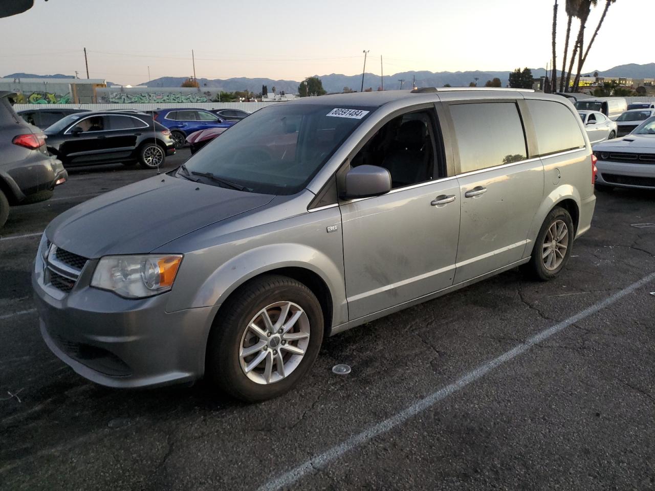 VIN 2C4RDGCG7KR772811 2019 DODGE CARAVAN no.1