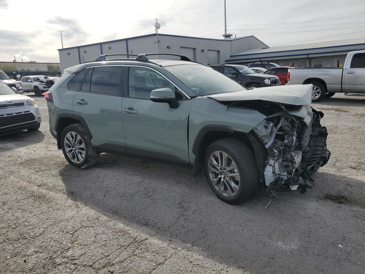 2023 Toyota RAV 4 - Image 4