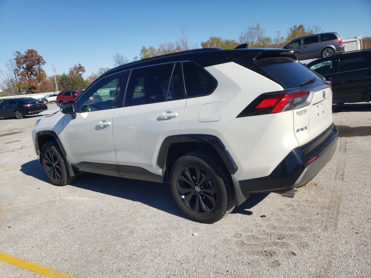 2022 Toyota RAV 4 - Image 2