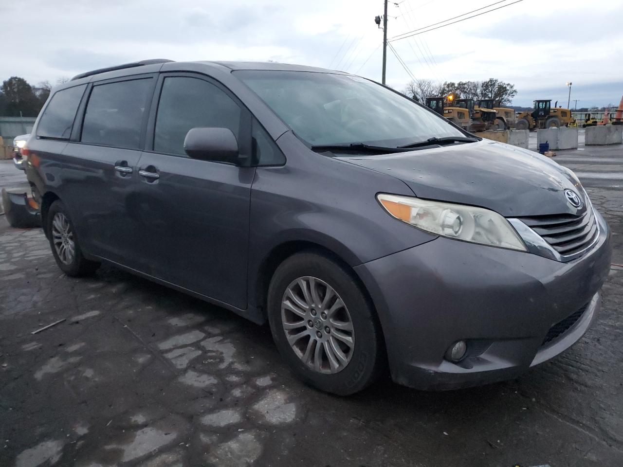 2012 Toyota Sienna Xle VIN: 5TDYK3DC9CS177084 Lot: 80577664