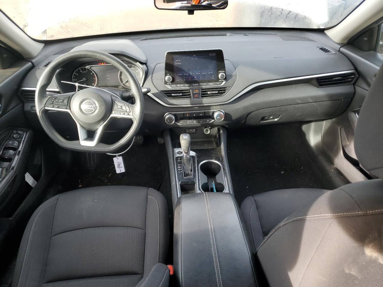 2021 Nissan Altima - Image 8
